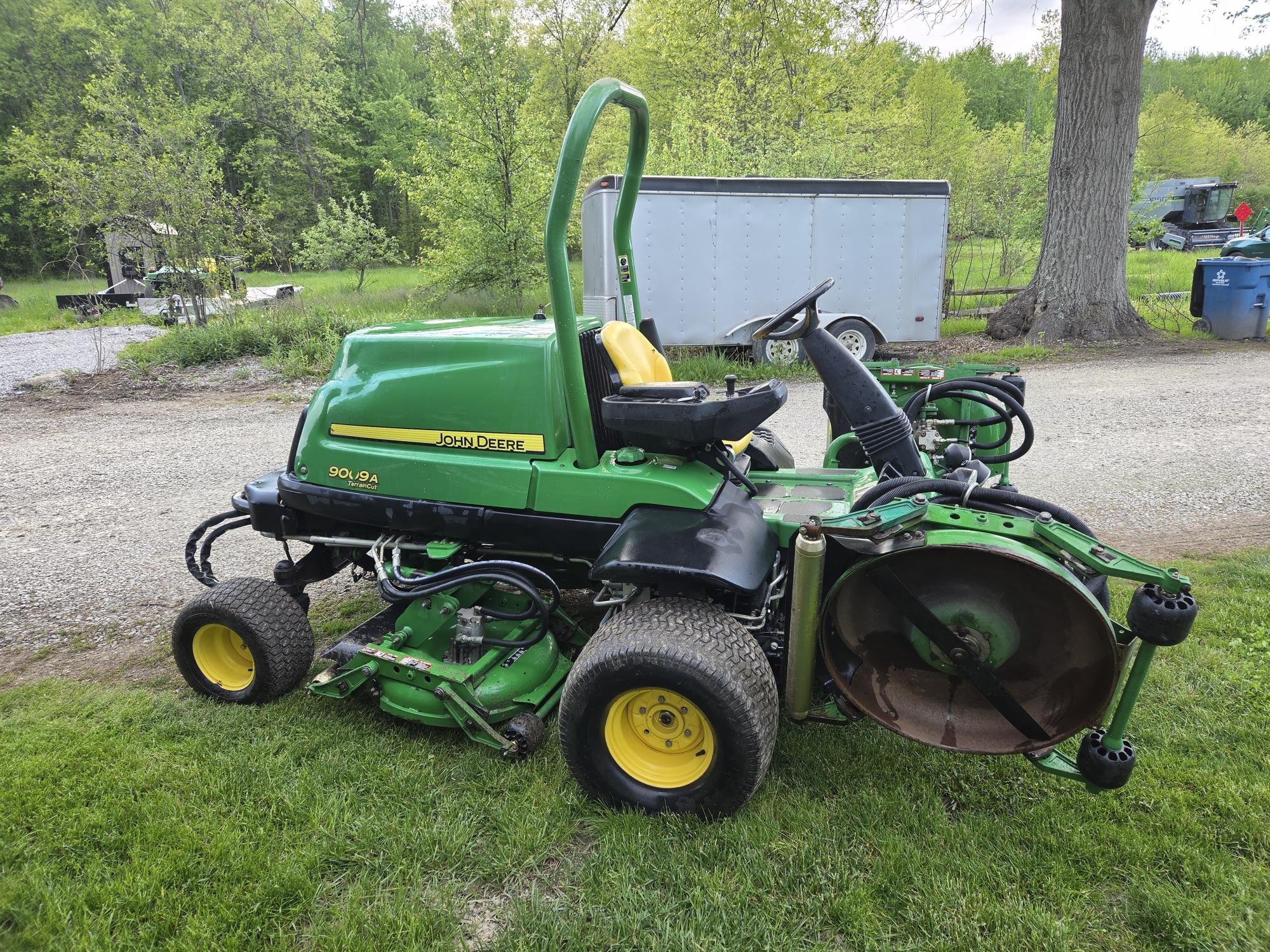 2016 John Deere 9009A  5 deck rotary mower