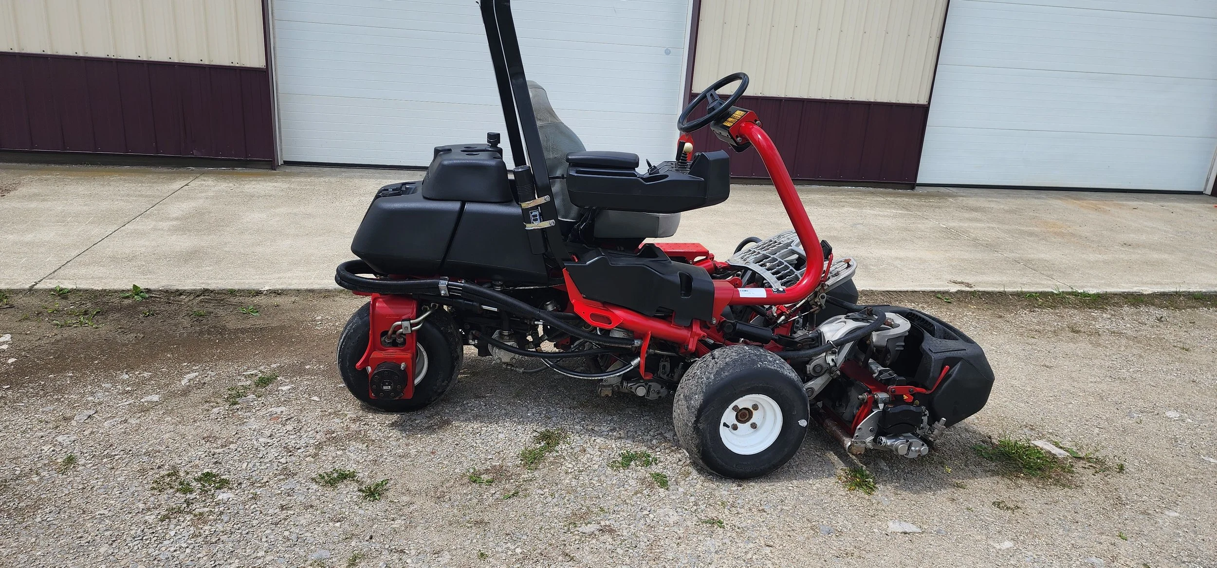 2020 Toro 3320 triflex greensmower