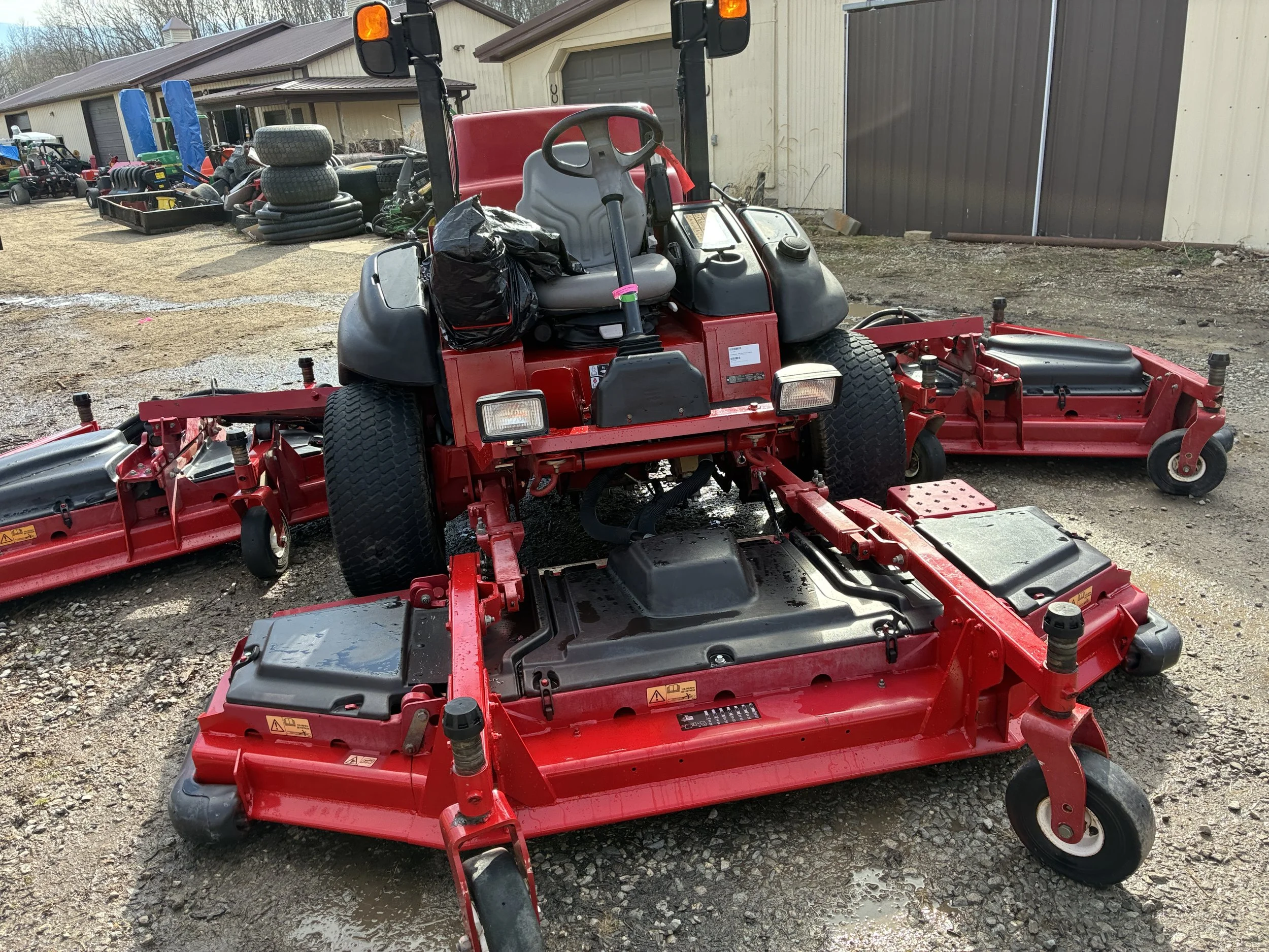 2019 Toro 5900 16 ft rotary mower 4 wd  diesel