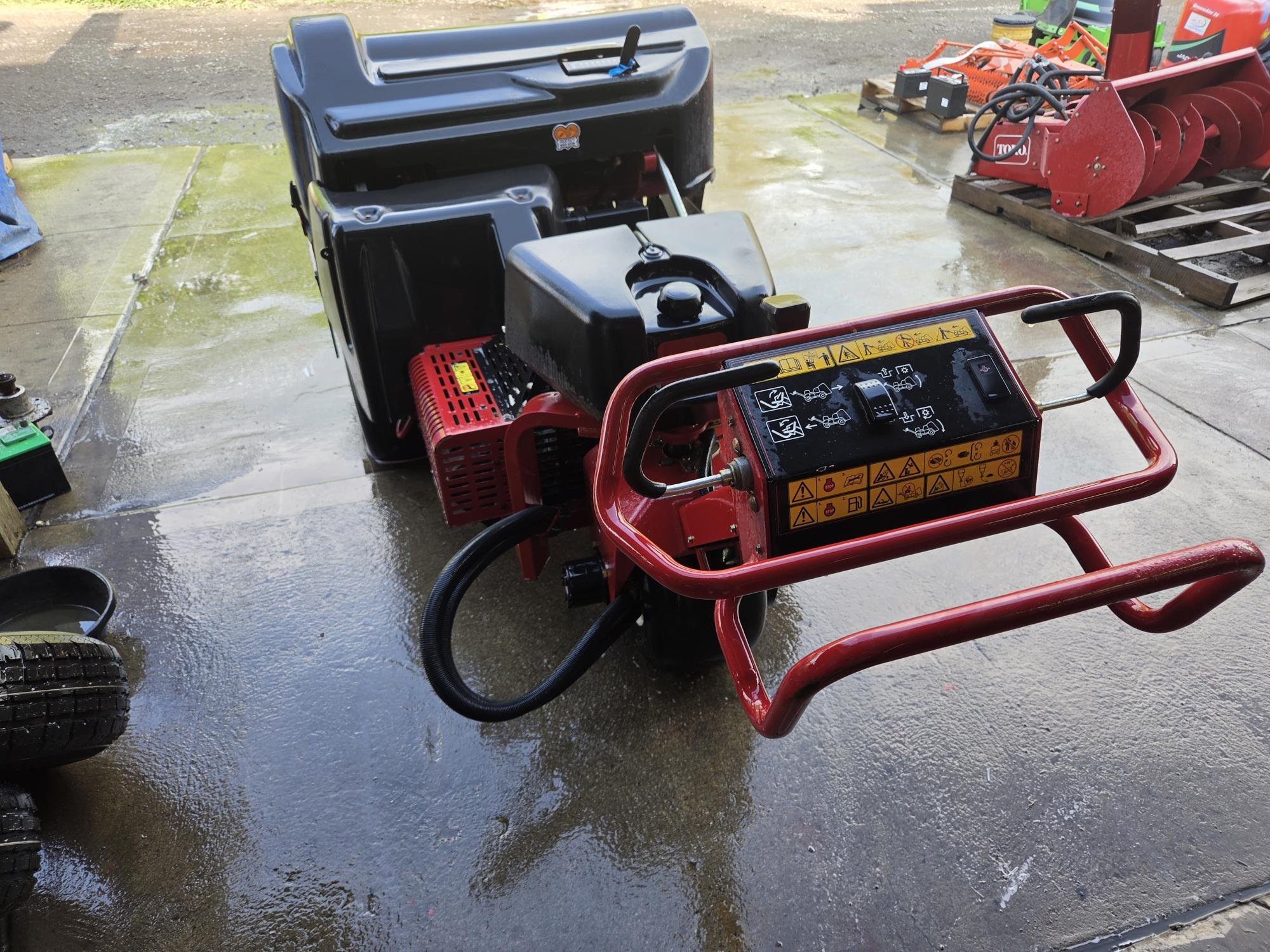 2016 Toro procore 648 aerator