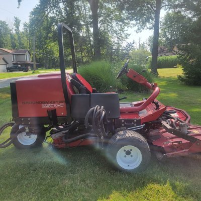 2010 Toro 3500D sidewinder mower $10995
