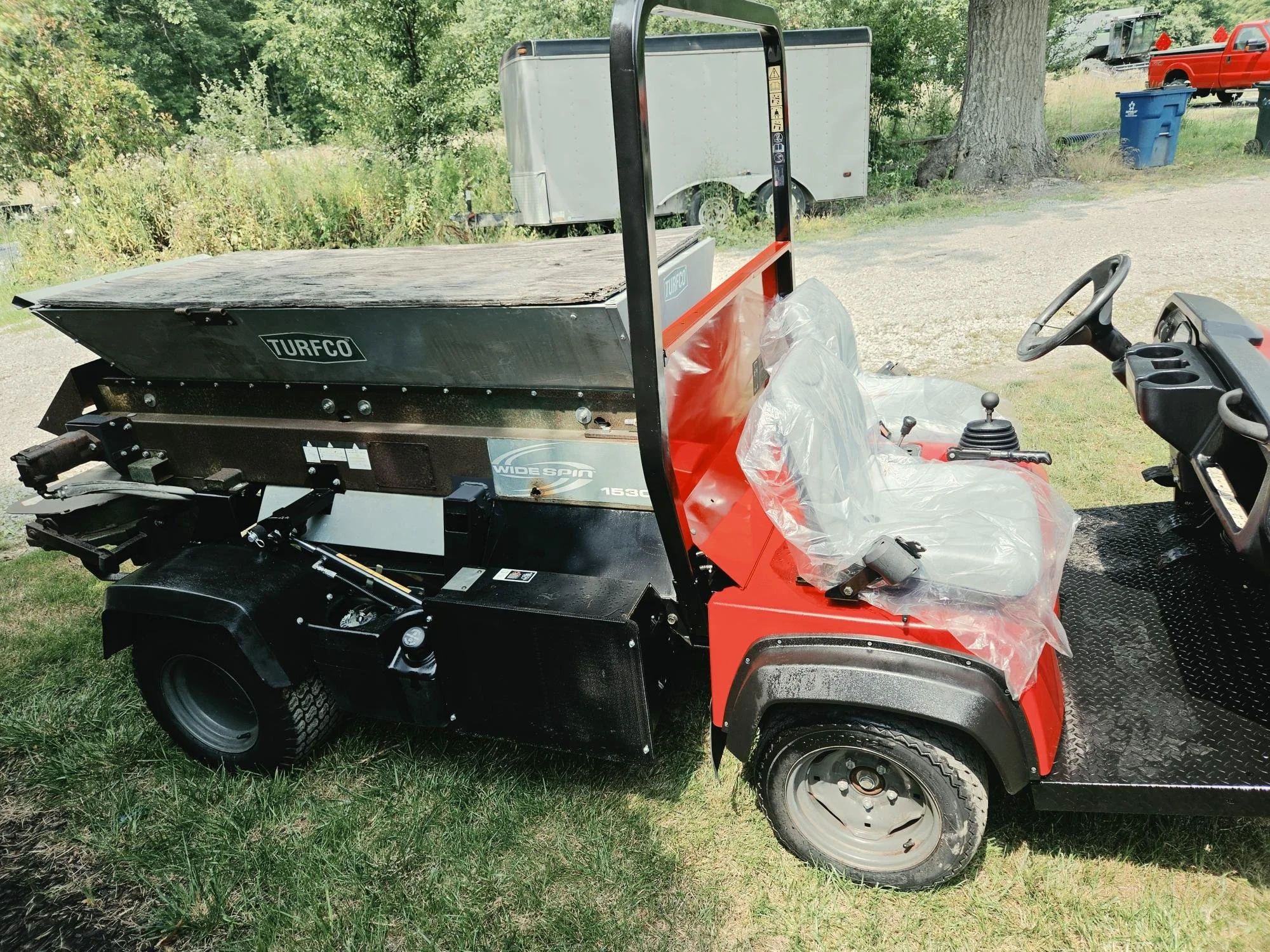 2019 Toro HDX Workman Diesel H-Flow with topdresser