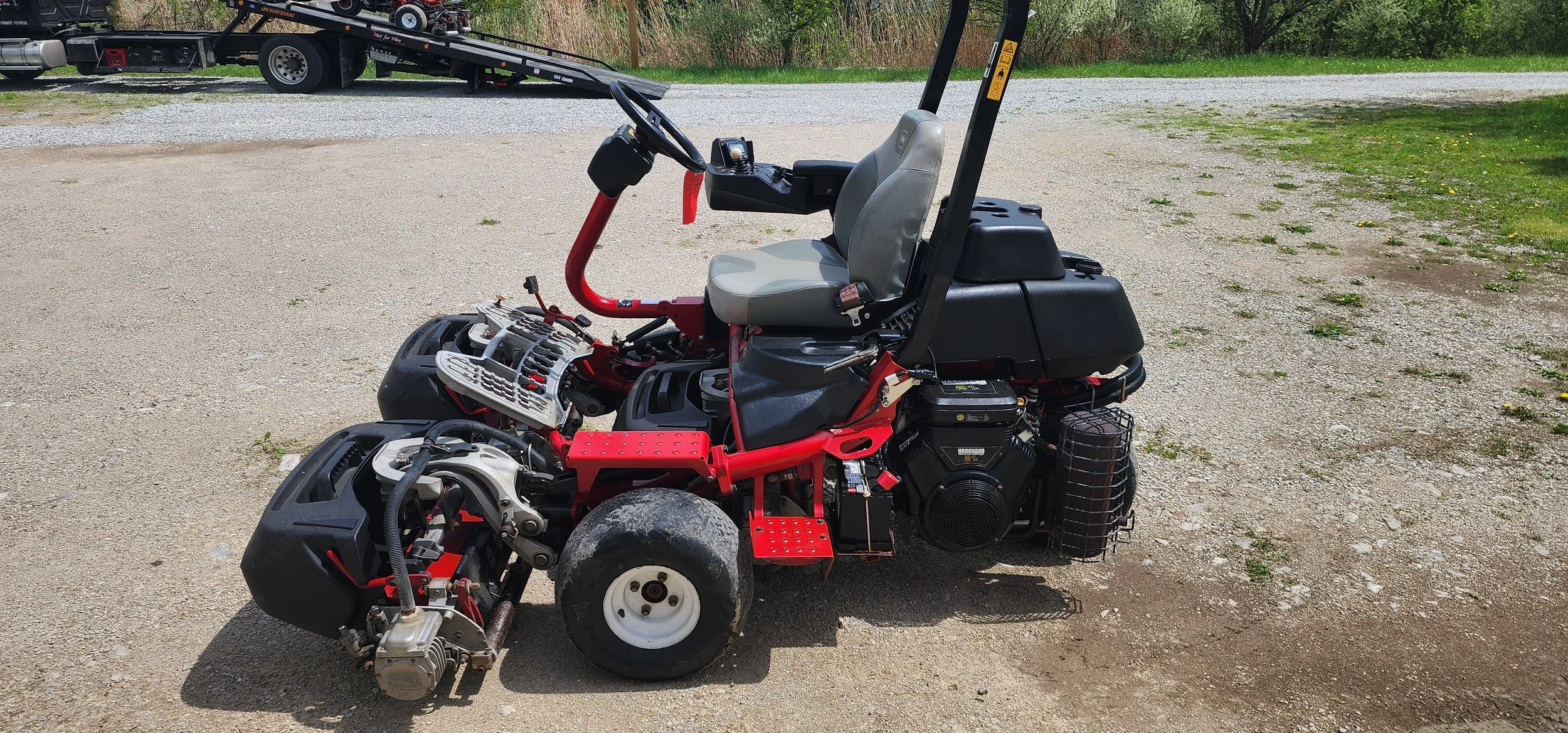 2020 Toro 3320 triflex greensmower
