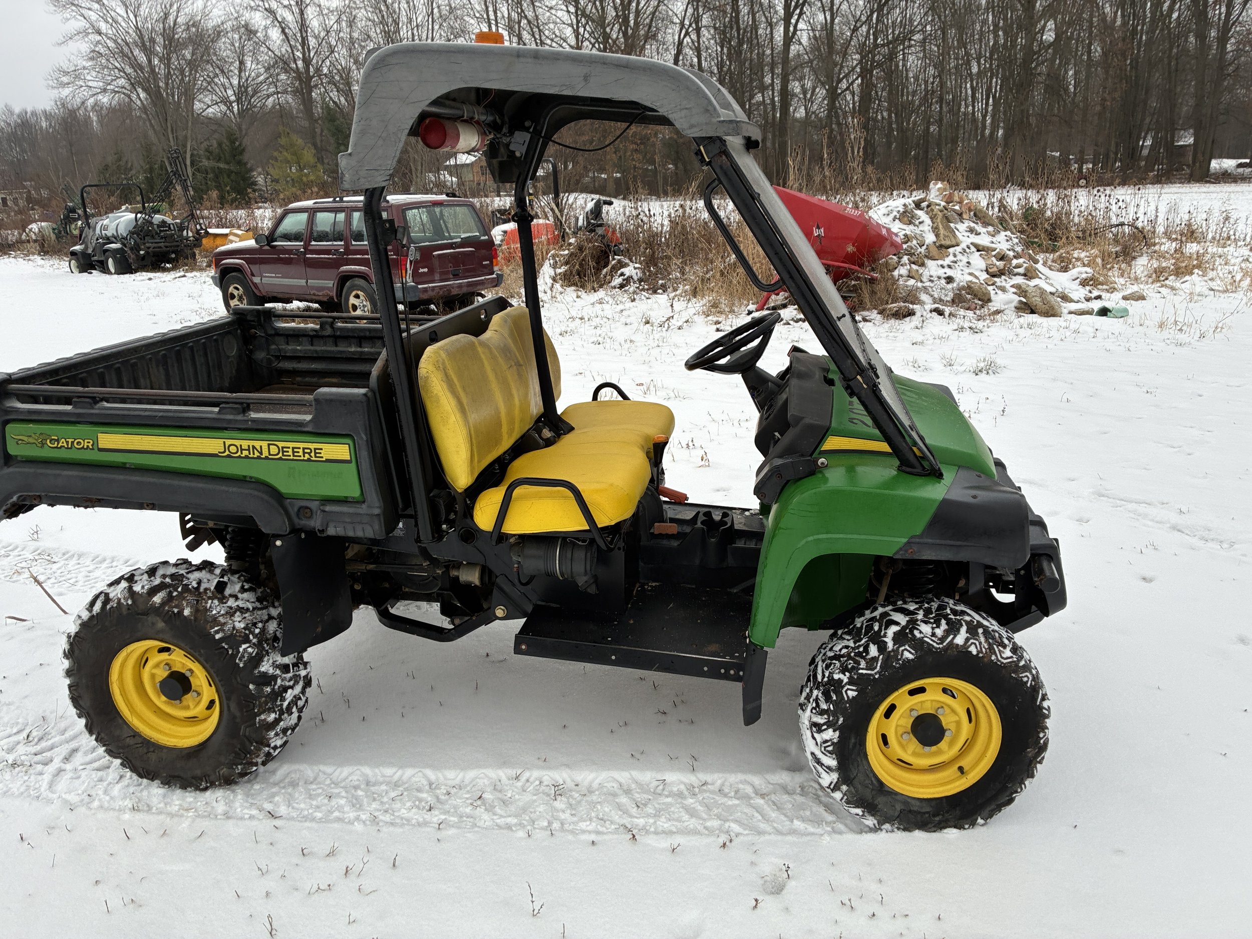 2015 John Deere 625i gator