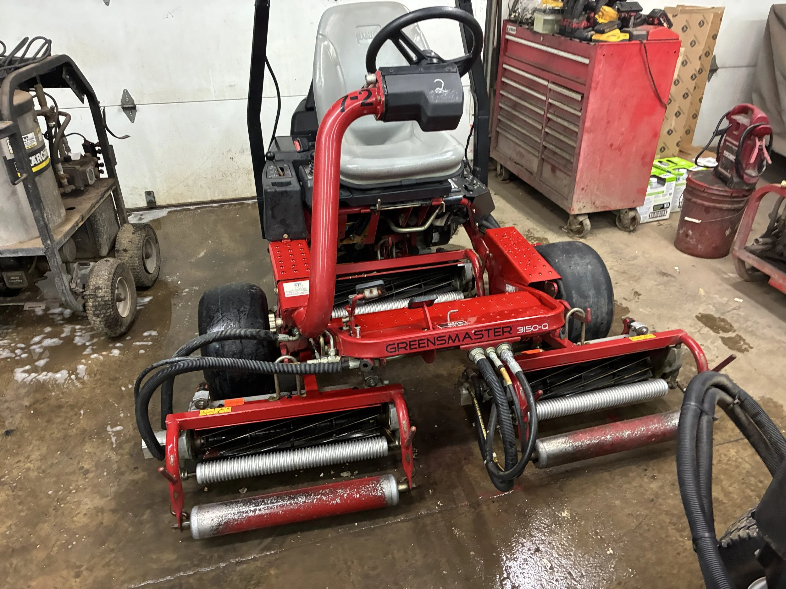 2017  Toro greens mower 3150Q