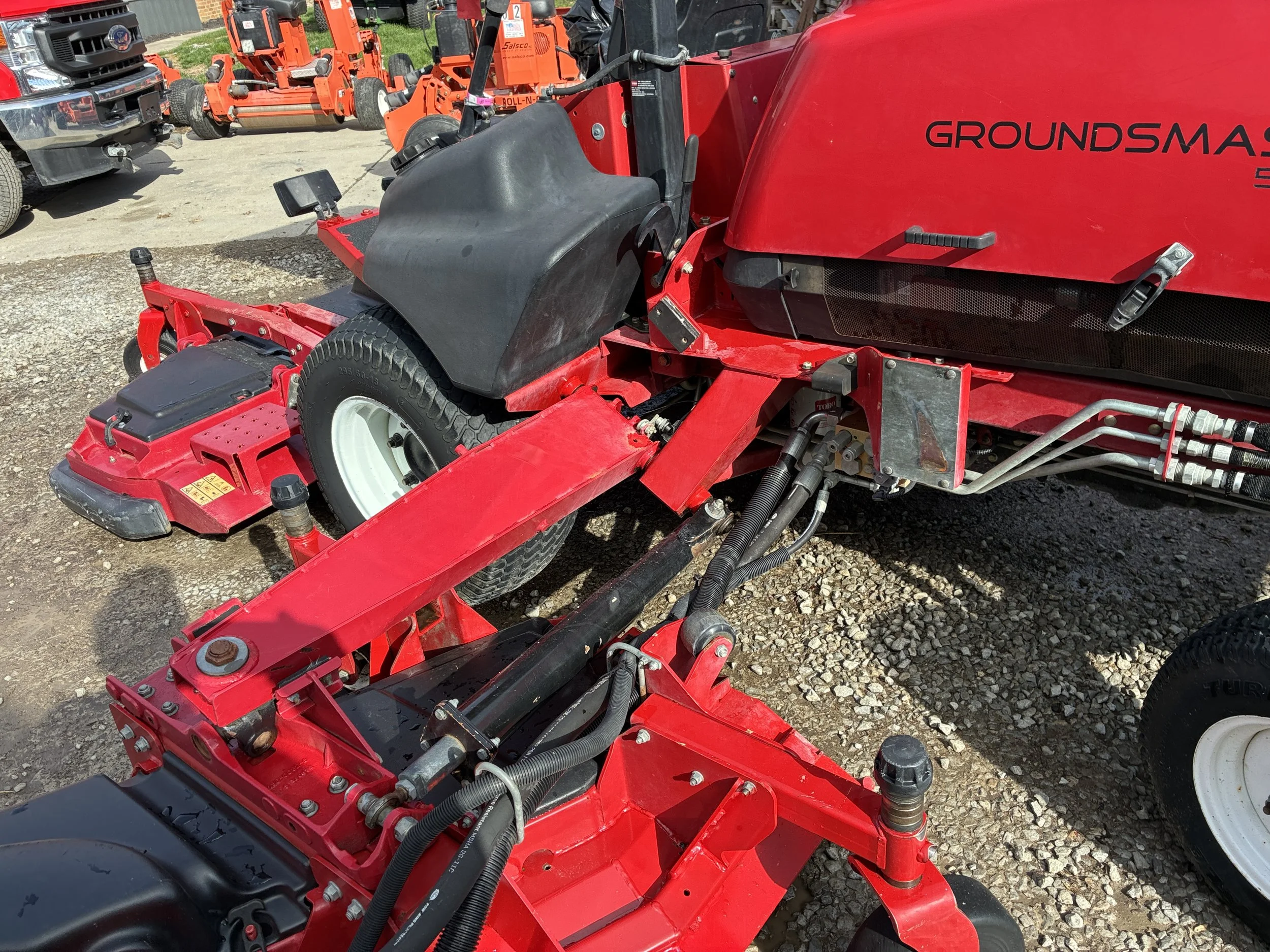 2019 Toro 5900 16 ft rotary mower 4 wd  diesel