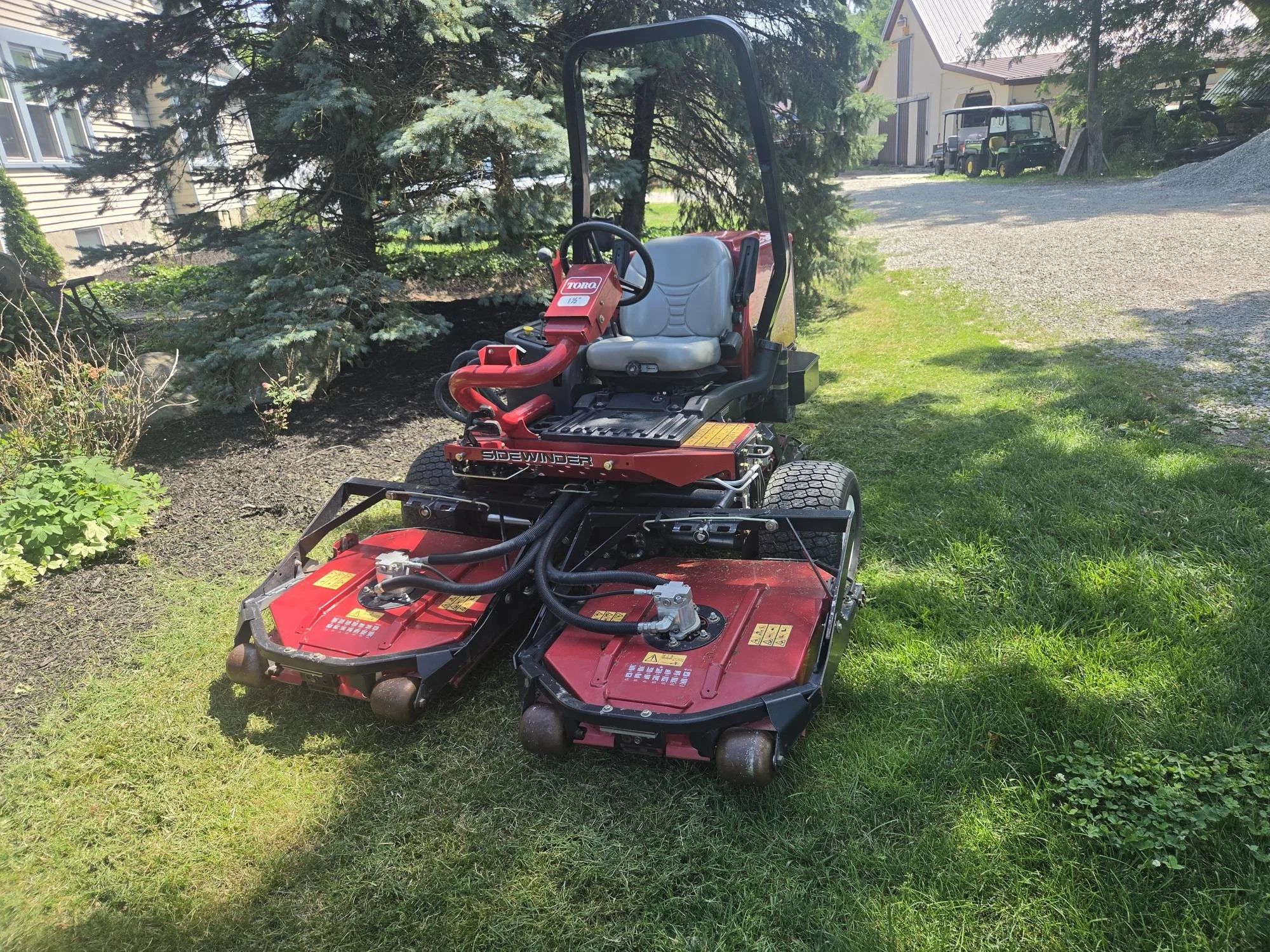 2017 Toro groundsmaster 3500D sidewinder