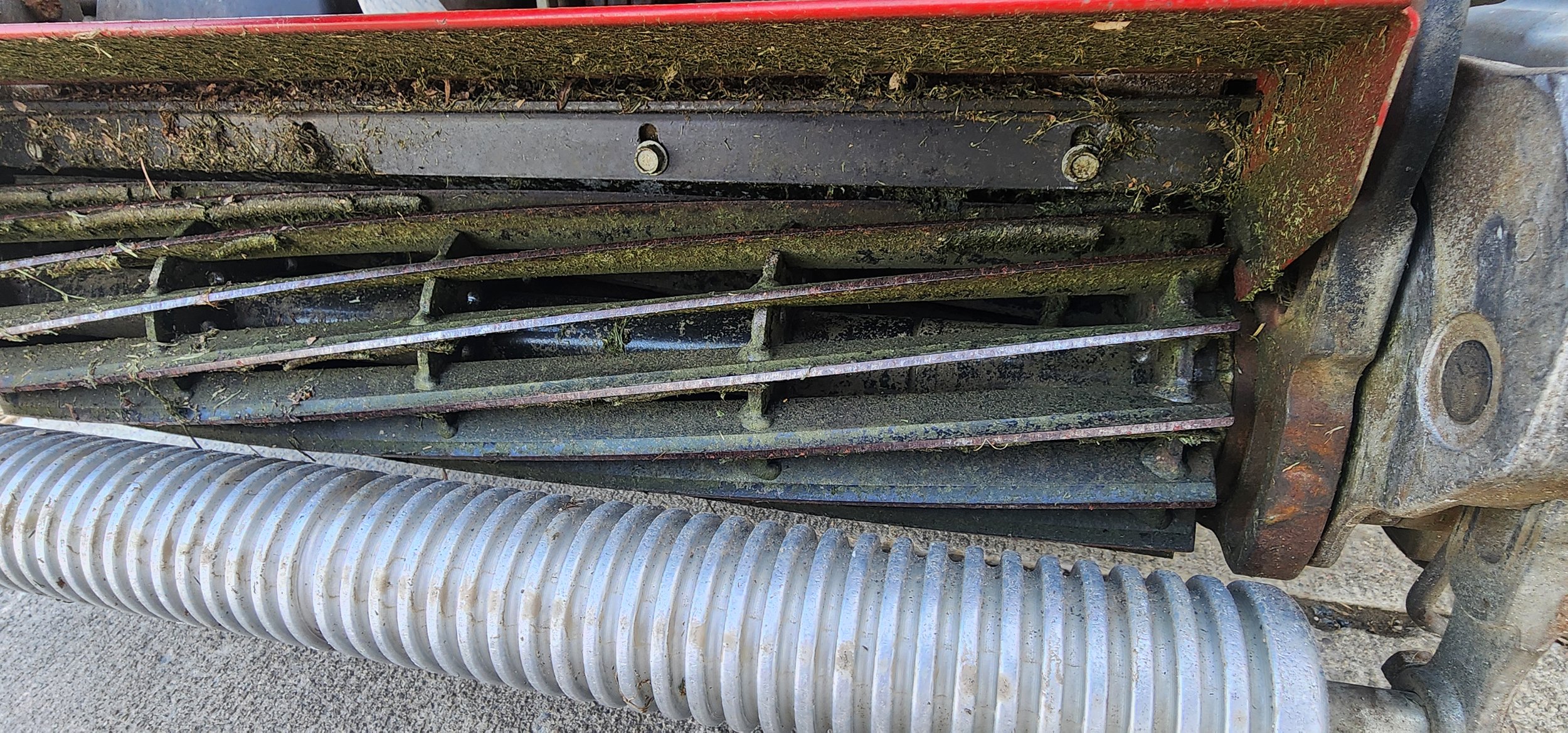 2019 Toro 3320 triflex greensmower hybrid