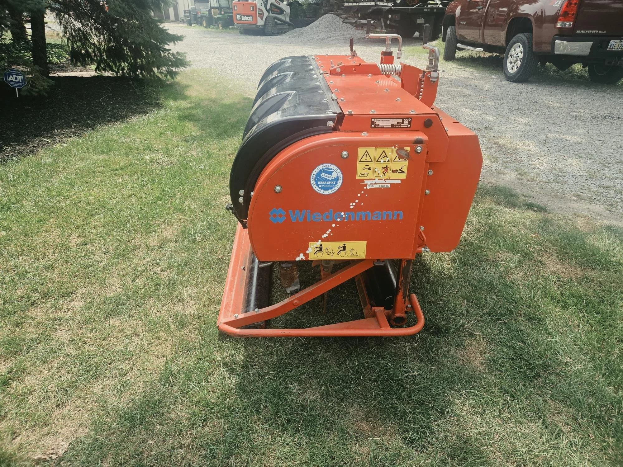 2018 Wiedenmann  deep tine aerator