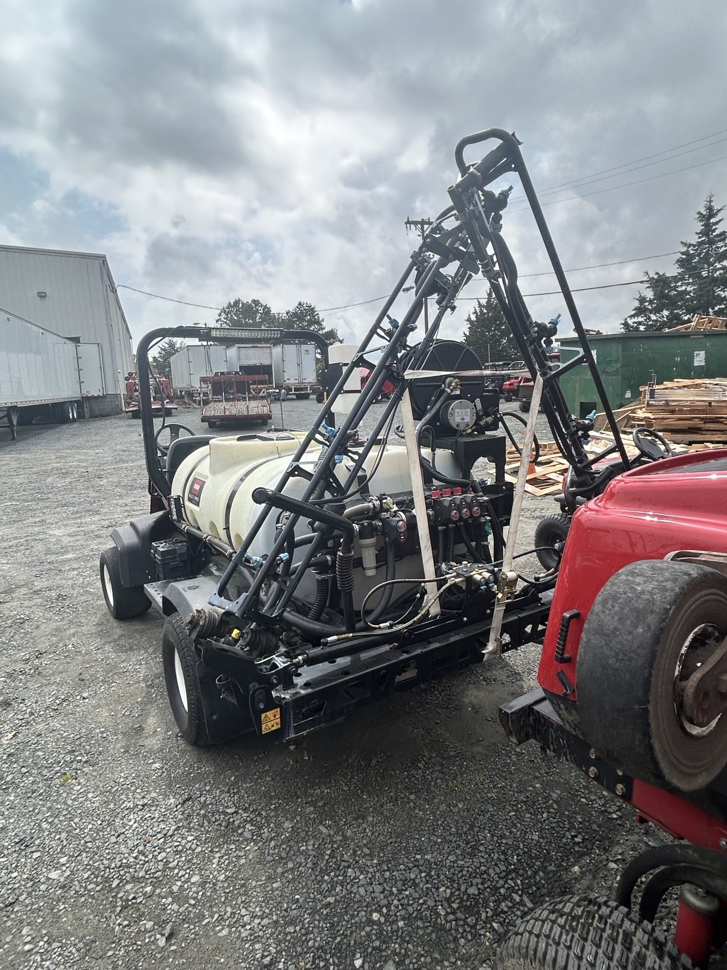2019 Toro 300 gallon sprayer 5800