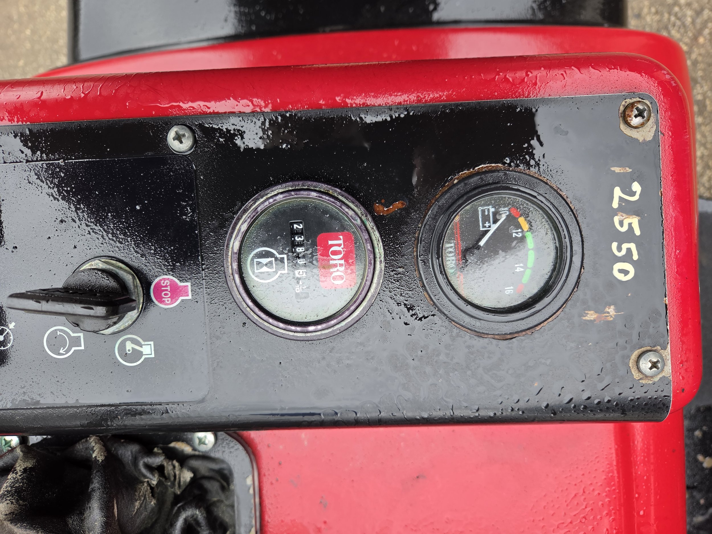 2011 Toro  1250 sprayer 175 gallon