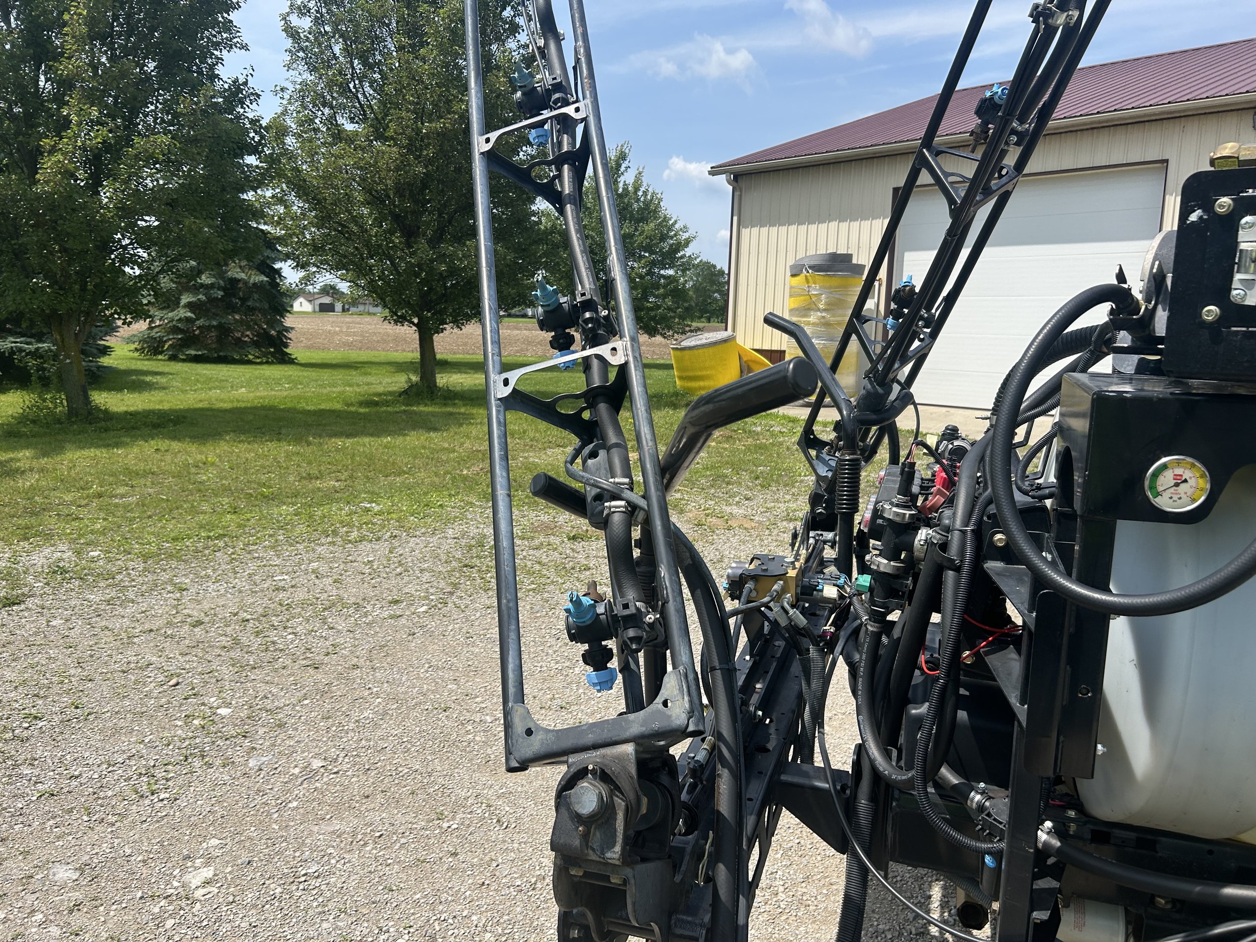 2019 Toro 300 gallon sprayer 5800