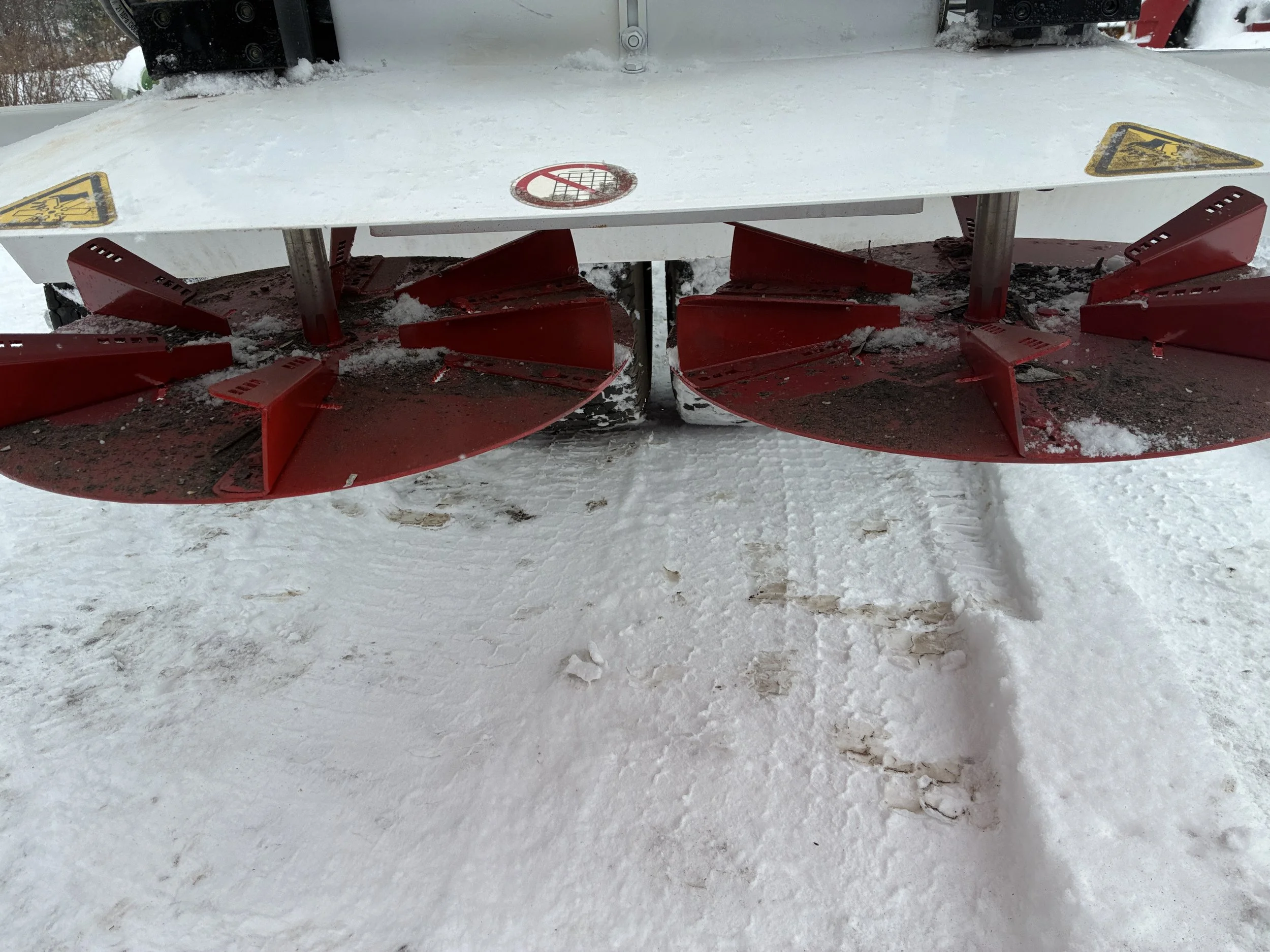 2007 Dakota 440 Topdresser