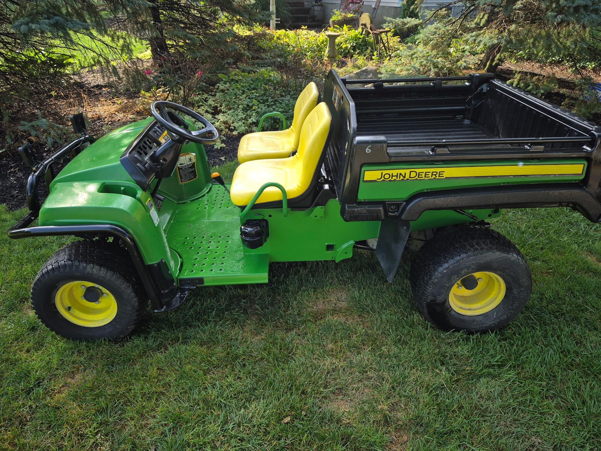 2018 John Deere TX turf gator