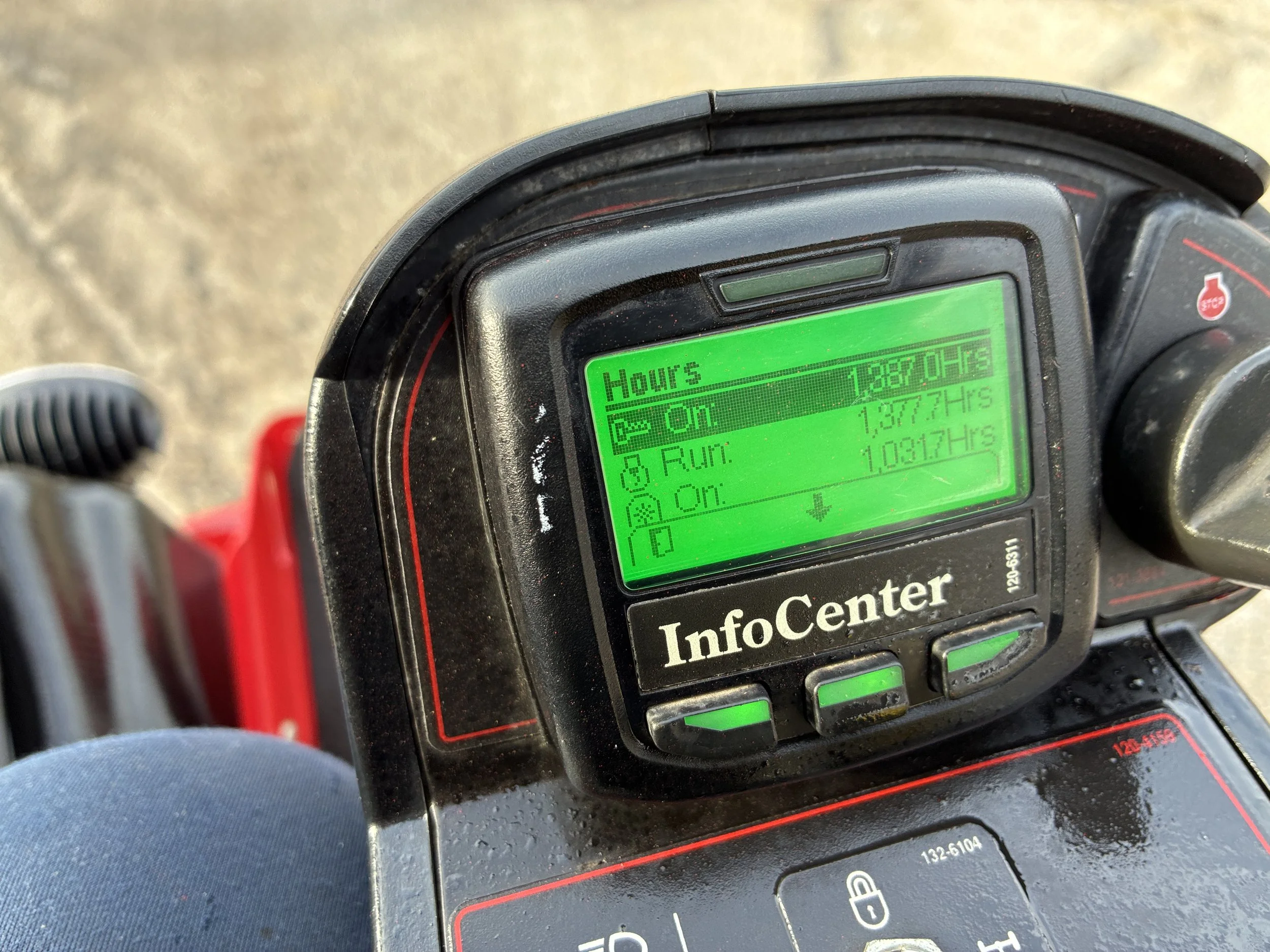 2020 Toro groundmaster 4000D   1391 key on hrs