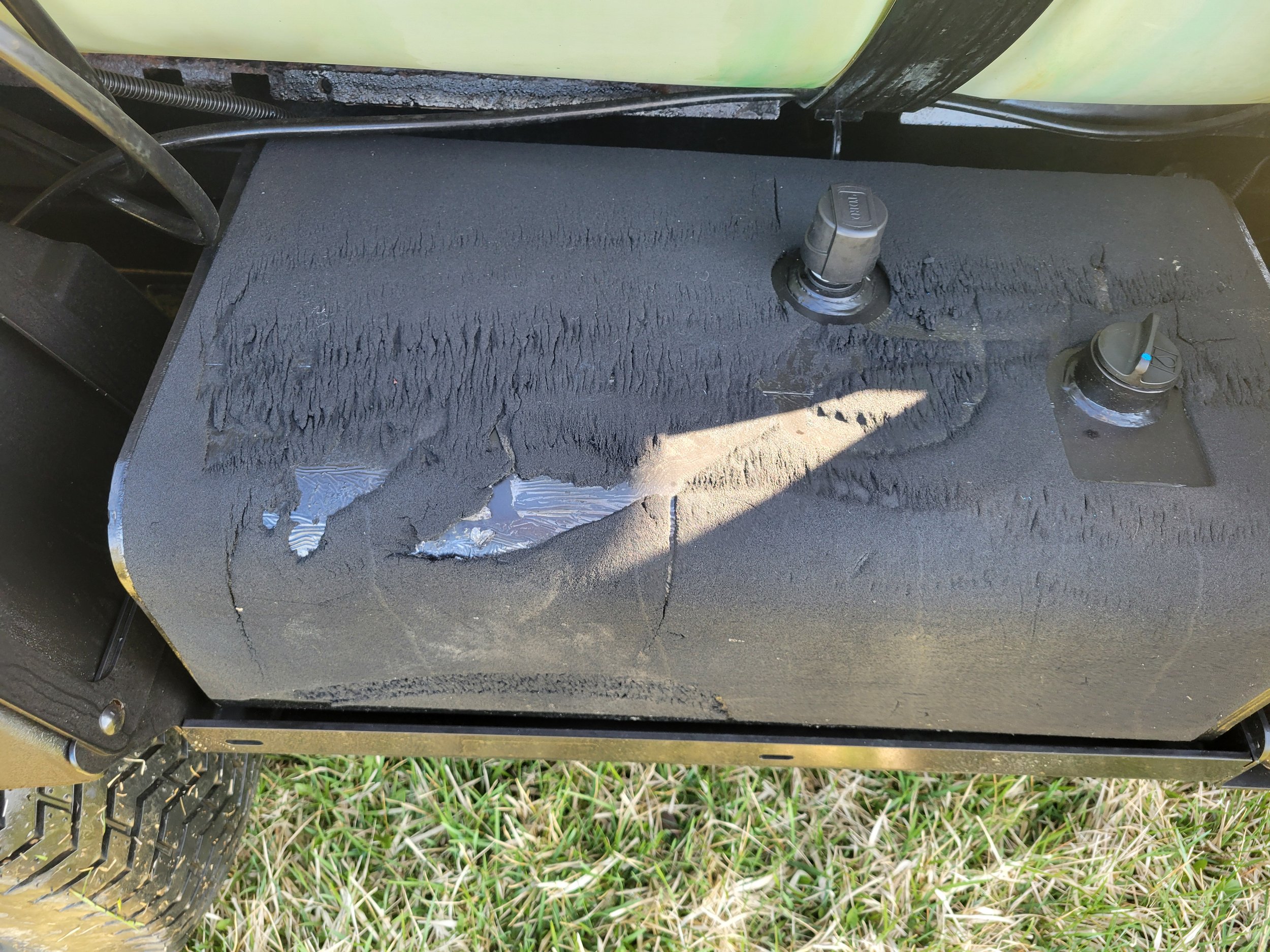 2019 Toro 5800 G 300 gallon sprayer