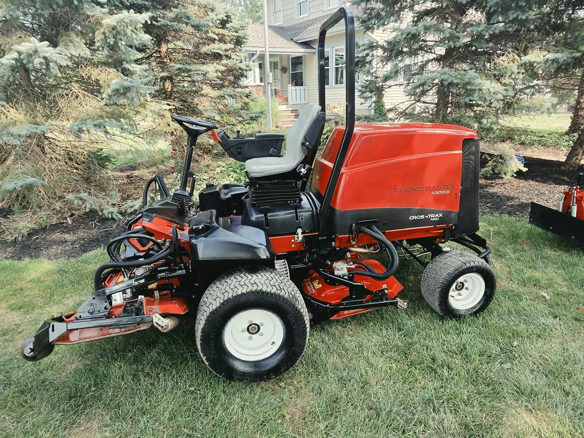 2014 Toro 4300 rotary mower