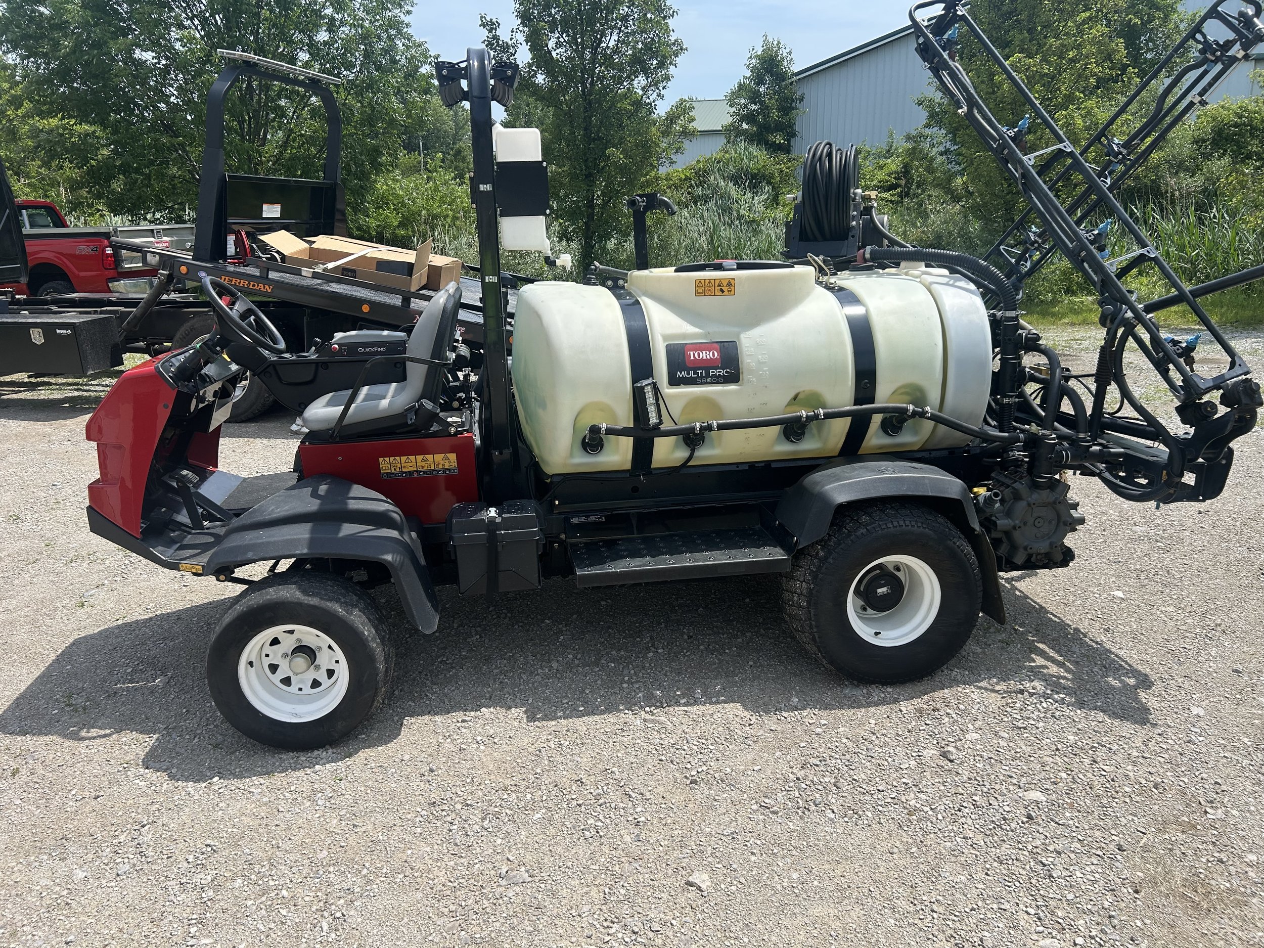 2019 Toro 300 gallon sprayer 5800