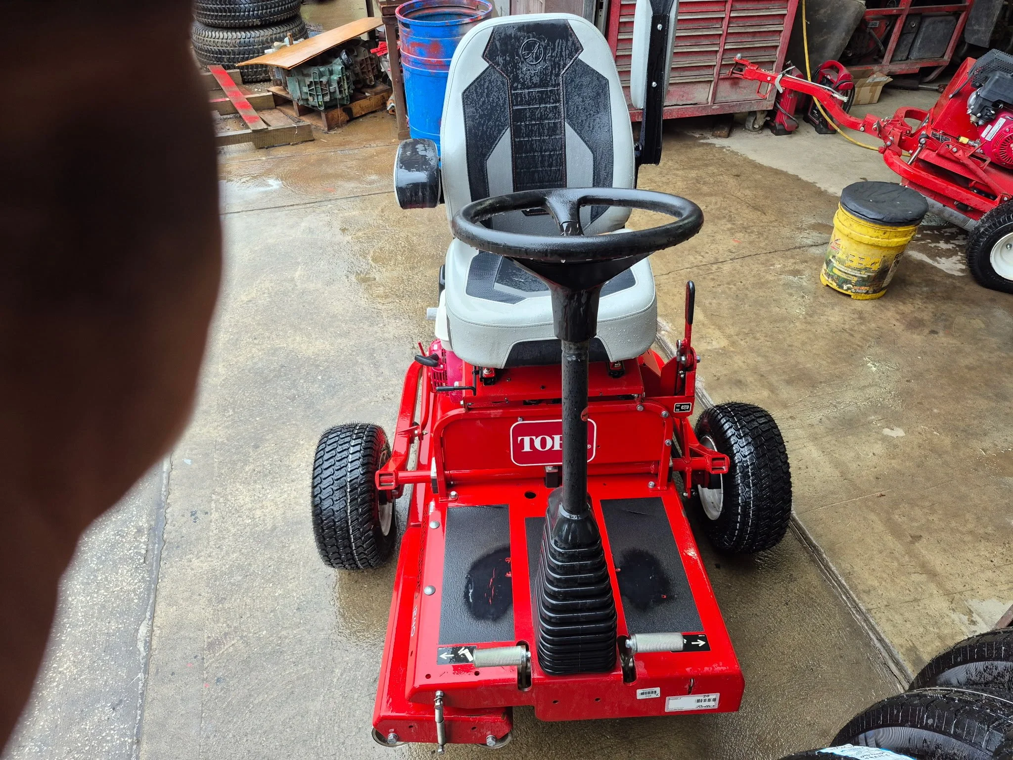 2015 Toro 1240 greens roller