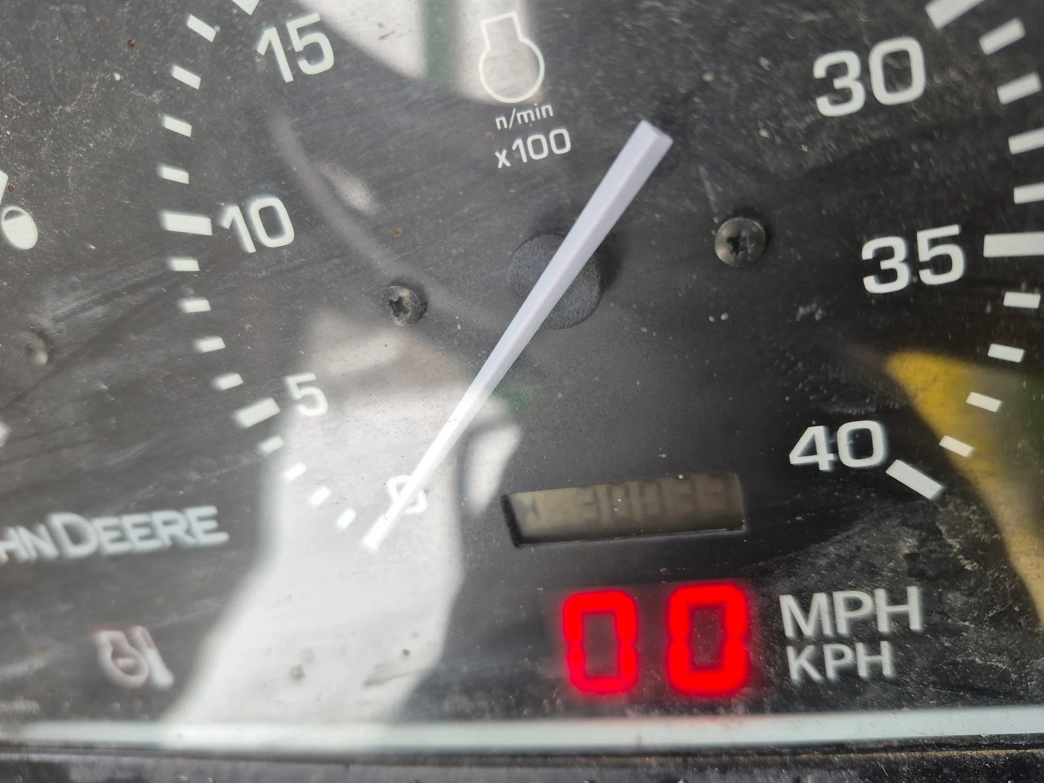 2020 John Deere progator   2020 A gas unit