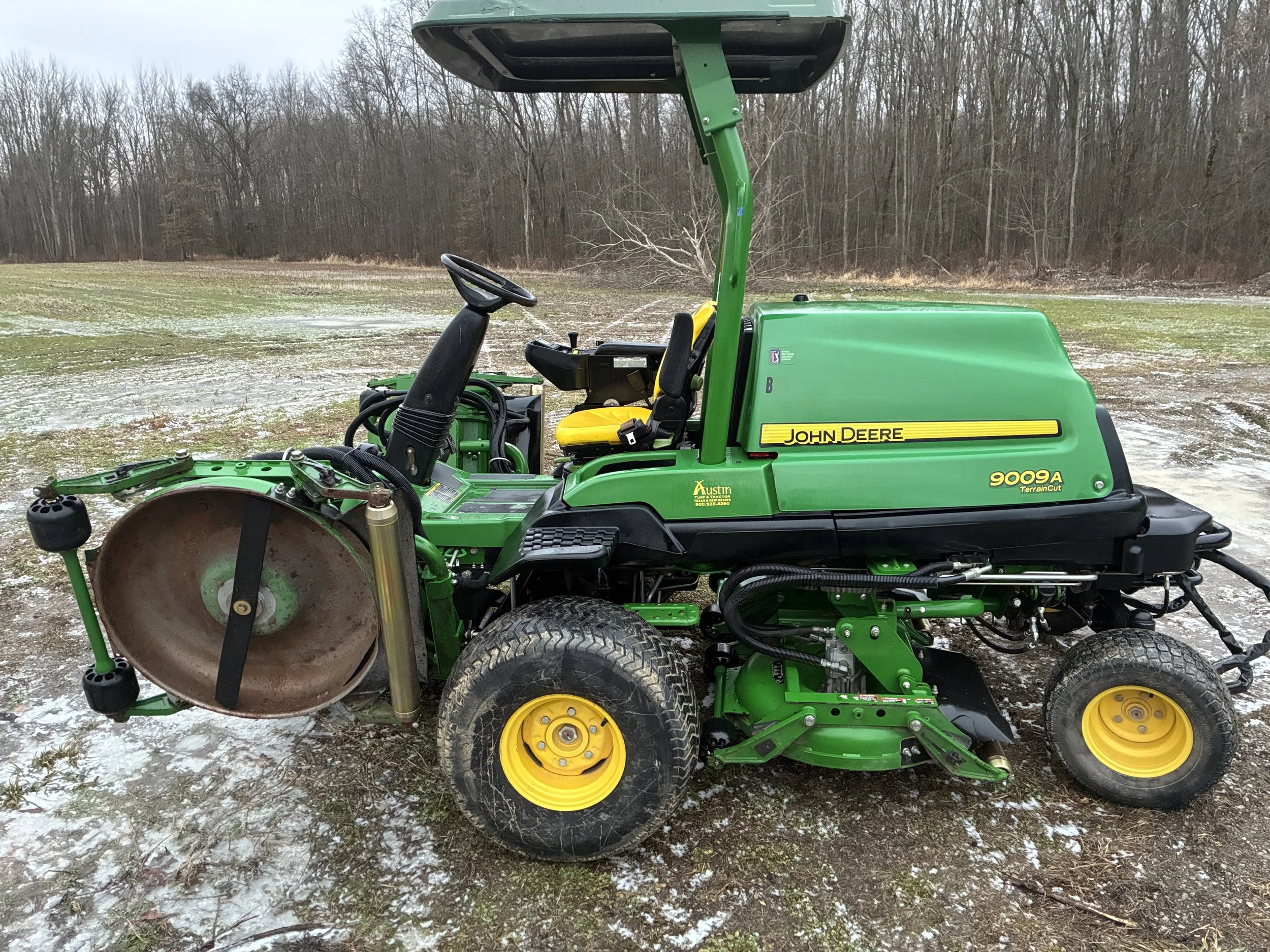 2019 John Deere 9009A rotary mower
