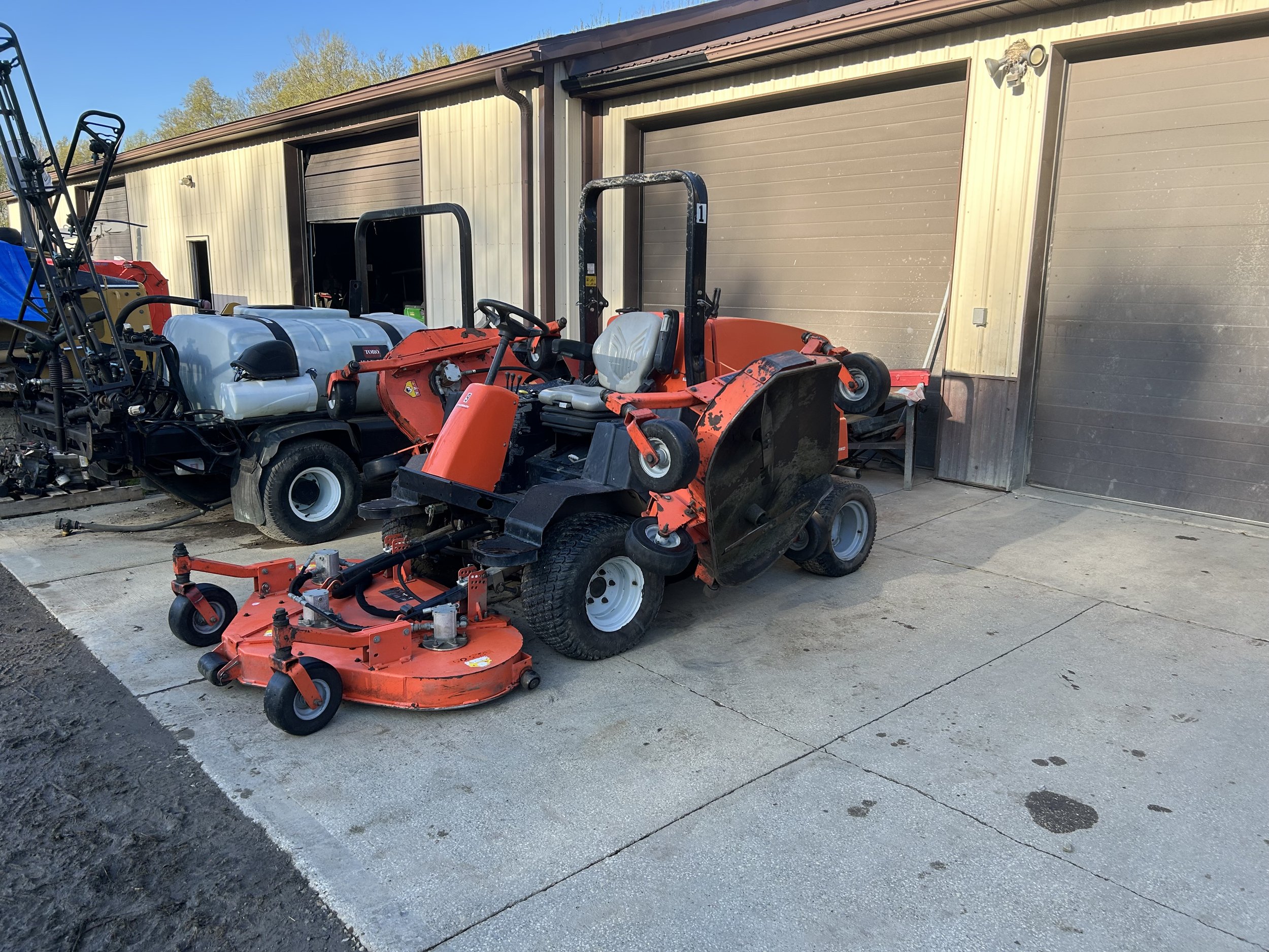 2015 Jacobsen wide area mower R311T
