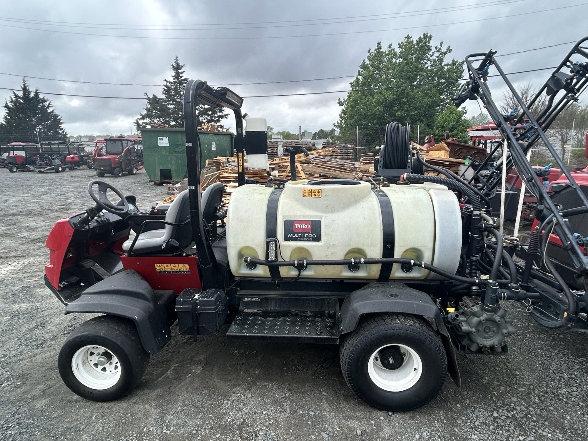 2019 Toro 300 gallon sprayer 5800