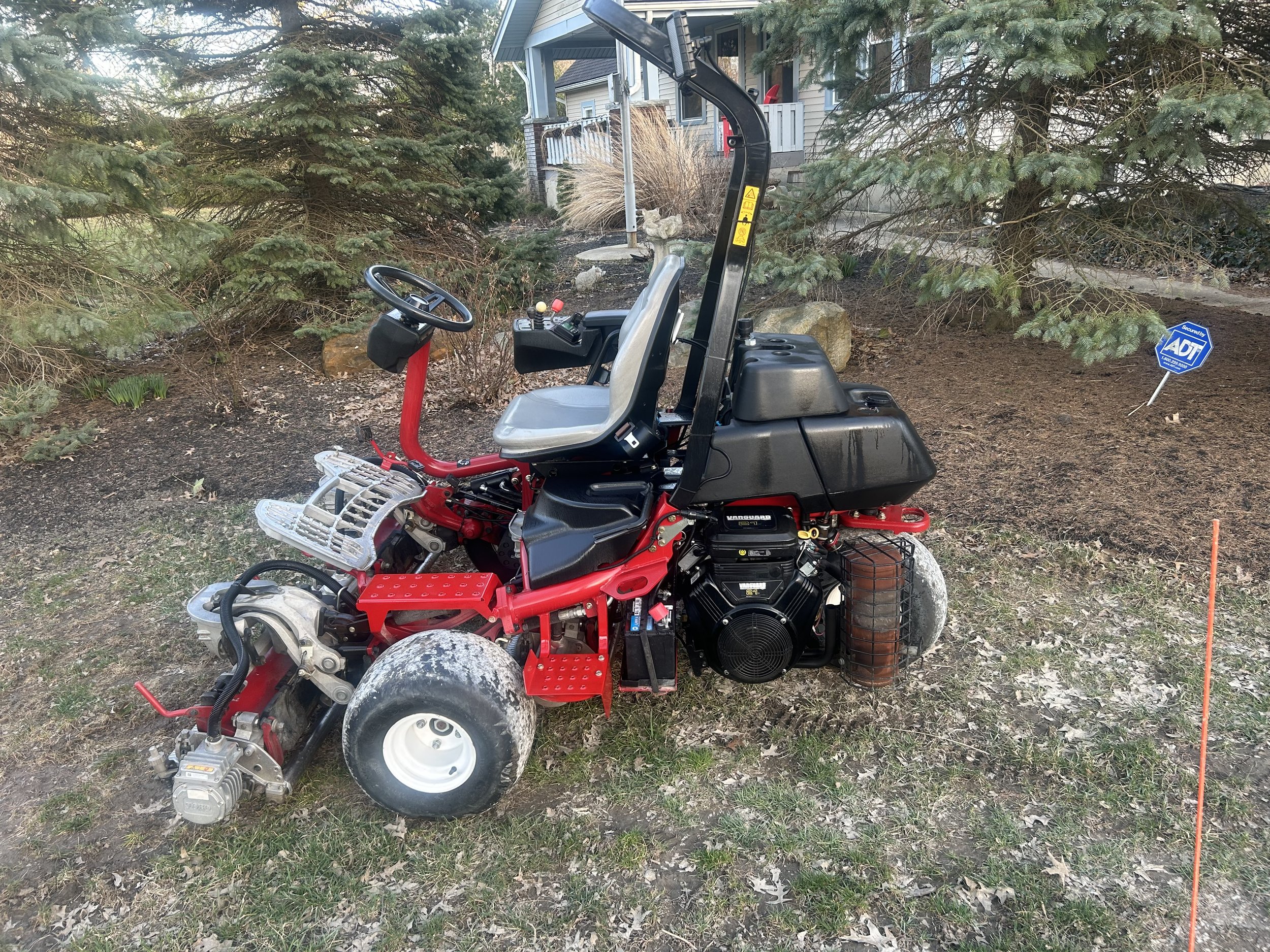 2018 Toro 3320 Triflex greensmower