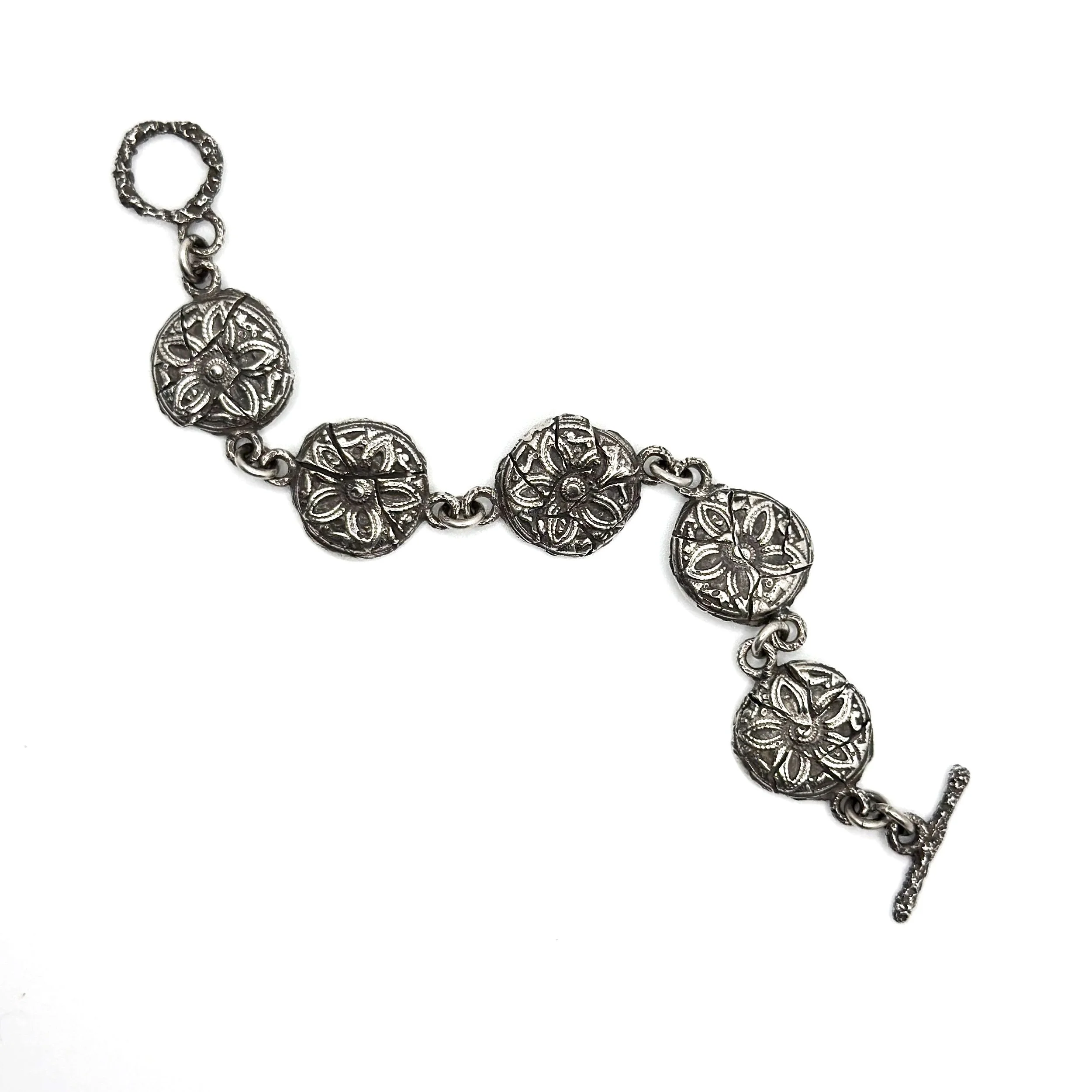 Bracelet_alternateimage.jpg