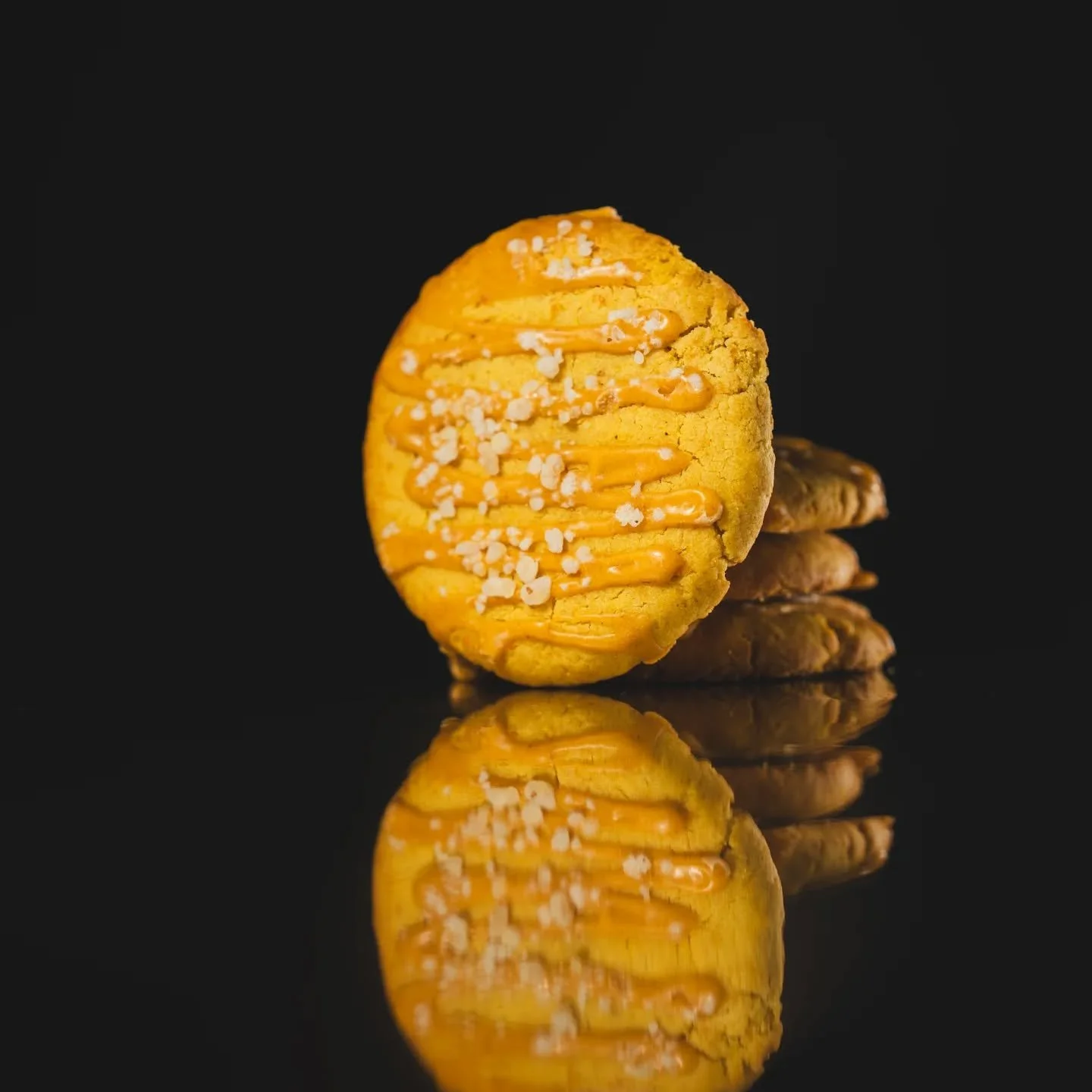 COOKIES.

turmeric &amp; ginger.
everything seasoning.

classic feel, adult tastes 

.

.

.
#cafe #bakery #patisserie #coffee #barista