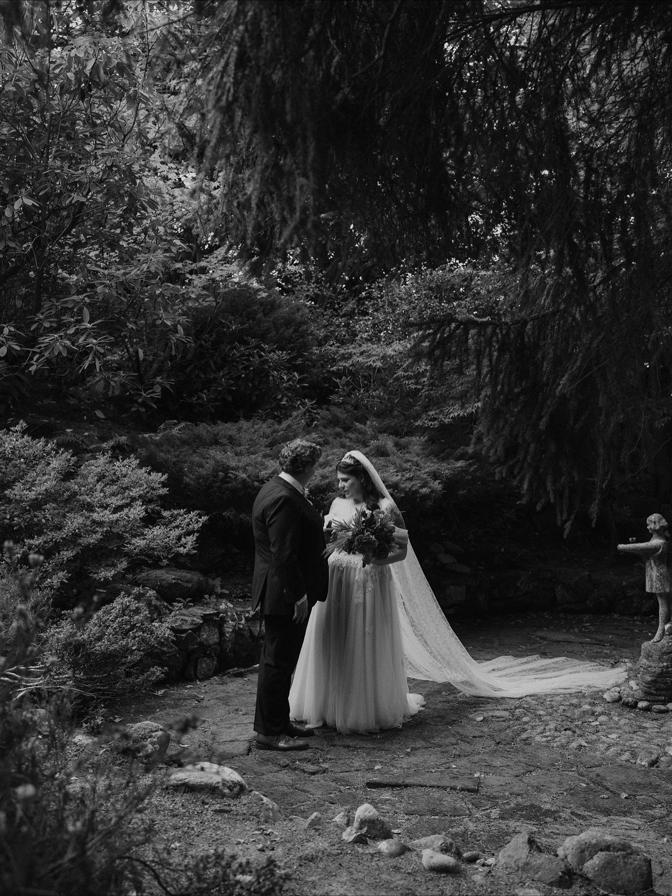 At the beginning of October as the leaves were just starting to turn, R &amp; K travelled all the way from Canada to tie the knot at Craigievar Castle, with their three very best friends to witness. It was the most beautiful celebration filled with l