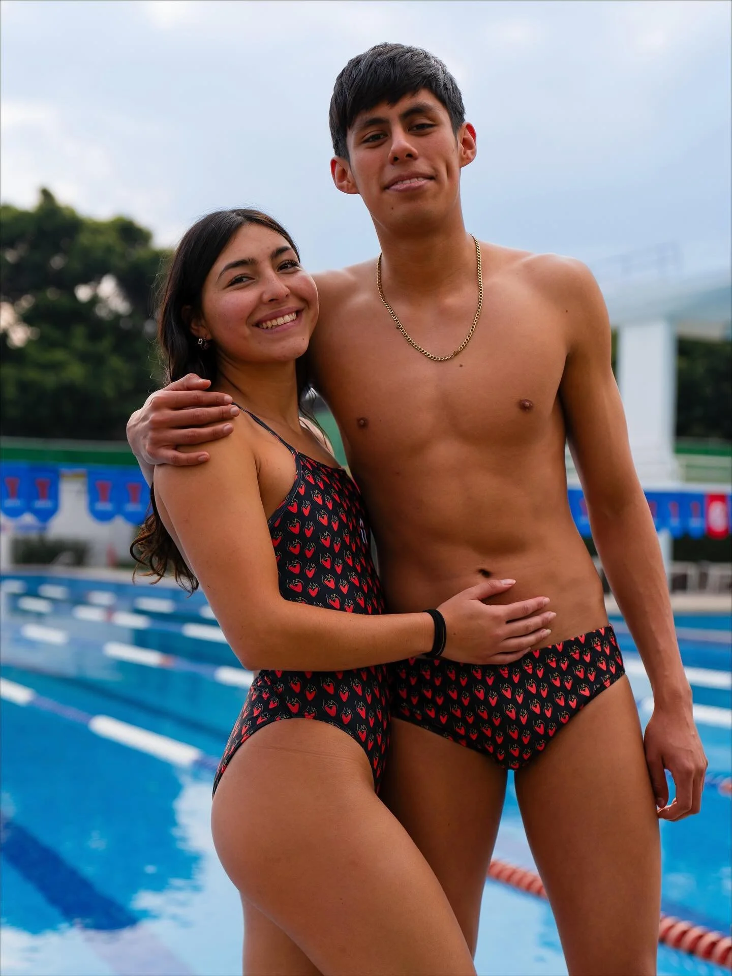 📣 &iexcl;Ya empez&oacute; el BUEN FIN en RR! 📣🏁

🔥  20 dise&ntilde;os nuevos de mujer y 20 dise&ntilde;os nuevos de hombre. 🔥
Algunos &iexcl;para hacer match con tu persona favorita! 🩱🩲

🛍️ Adem&aacute;s&hellip; tenemos 5 MYSTERY BAGS listas 