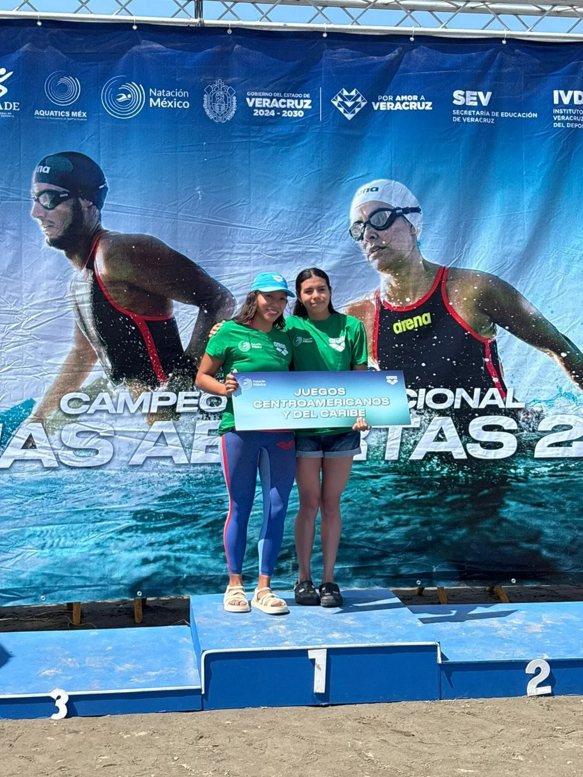 A @yuri_sa_g no le bast&oacute; con la alberca🤭. CLASIFICADA a Juegos Centroamericanos 2026 y Pan Pacs como selecci&oacute;n 🇲🇽de Aguas Abiertas 💪🏼. 
🔥TEAM RR🔥 
Felicidades!!!