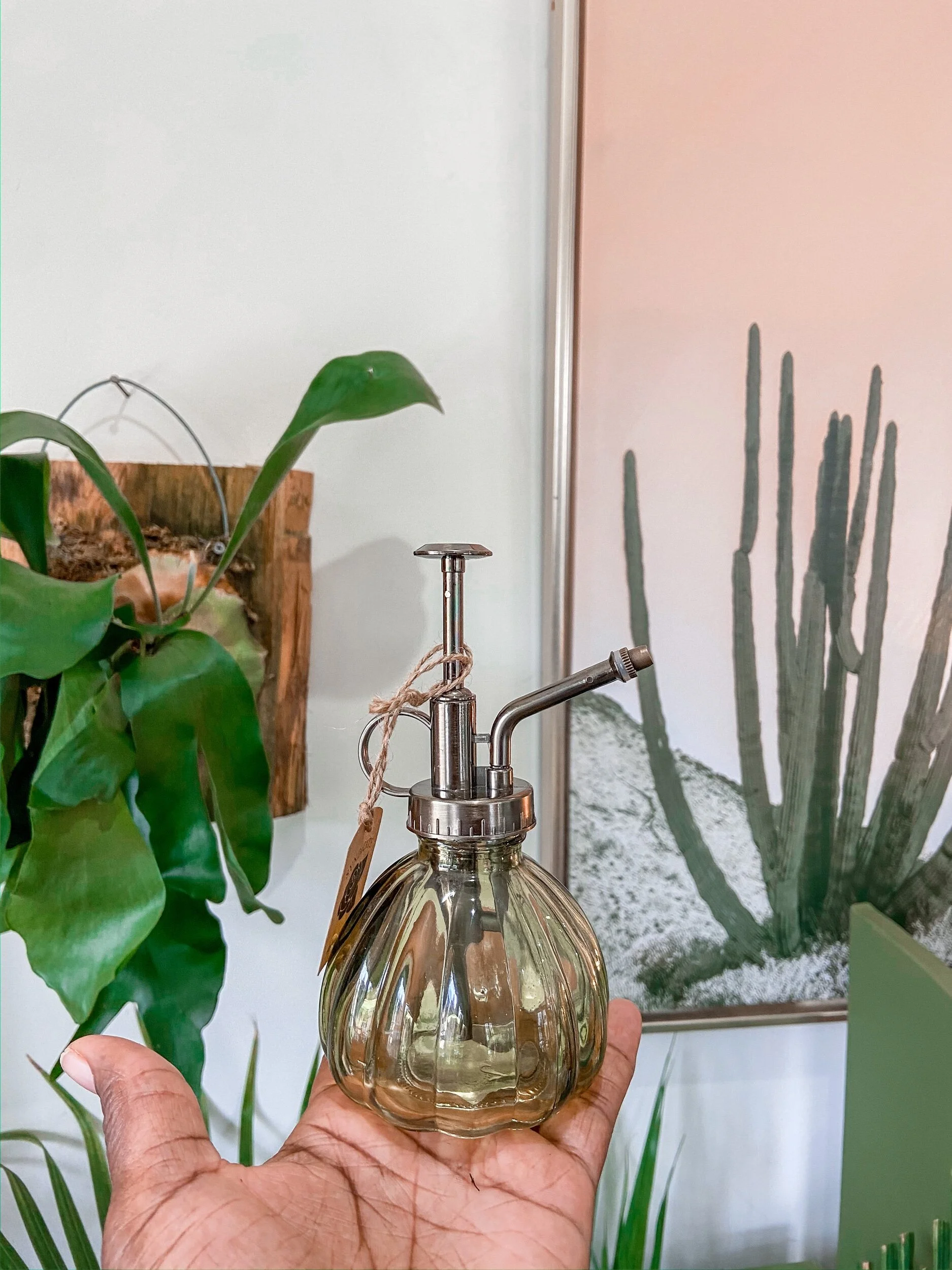 8E8C5E4D-62E0-4AF9-9F5A-0B3C5A11D590