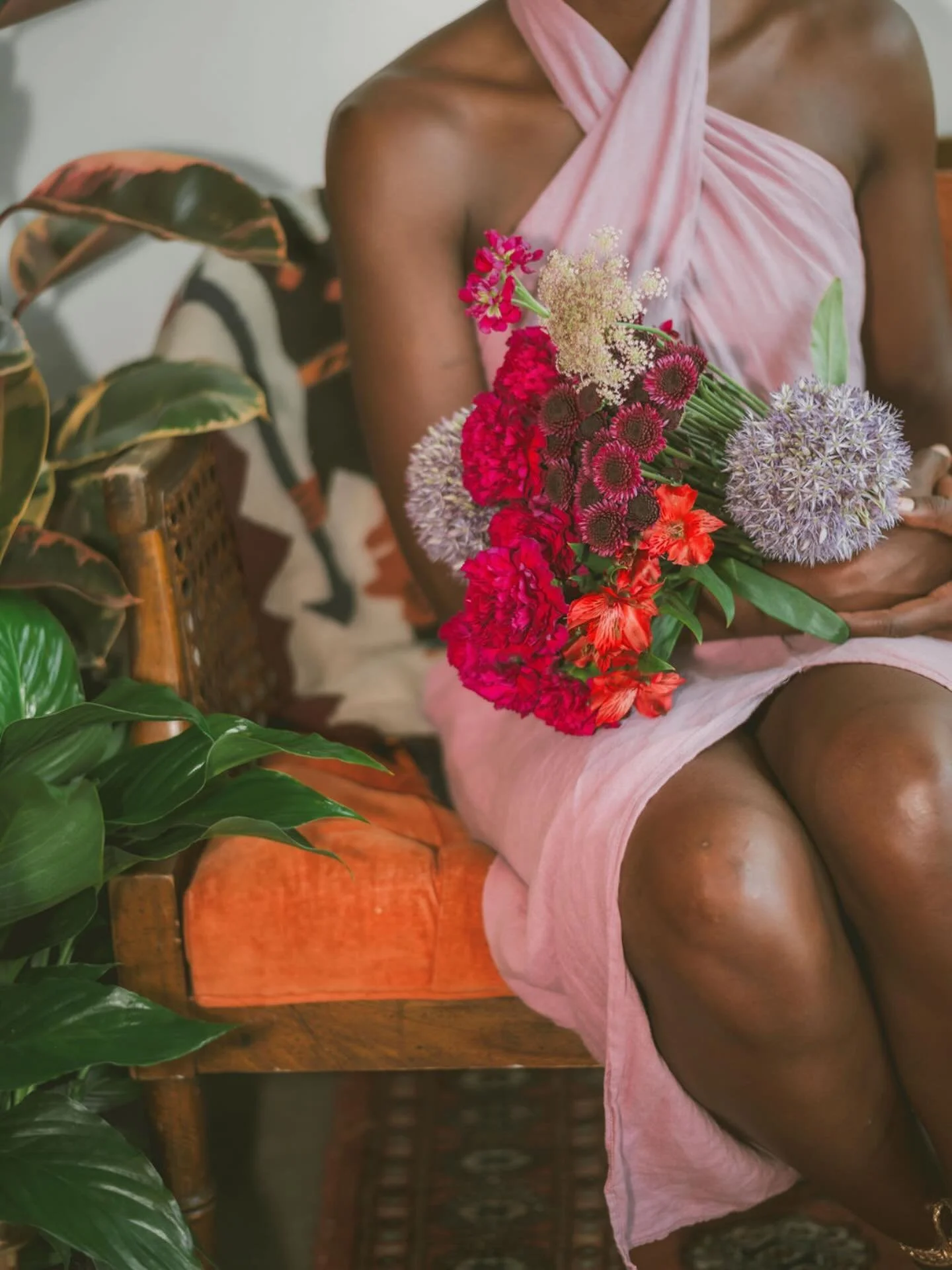 L-O-V-E weekend is here! 

A gentle reminder you have to love yourself before you love anyone or anything else. 

Our little Botanical Boutiques are filled with so much love this weekend&hellip;.and everyday. 

We are open in HOUSTON &amp; DALLAS all