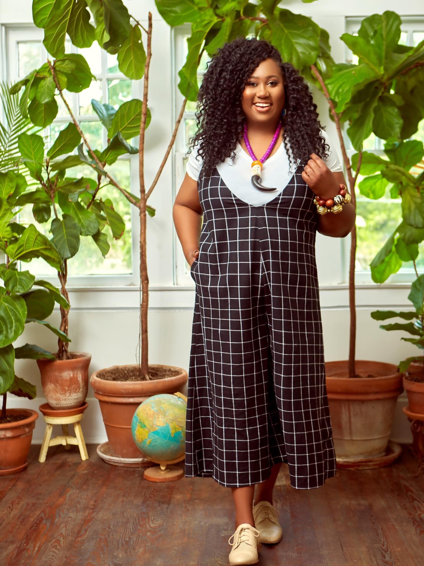 ROOTED REFLECTIONS🌱 Note from my Garden to Yours: 
👒🪴🍏🌿🍃🍀🐛🌳🐛🍀🍃🌿🍏🪴👒

Hello March&hellip;.

As the sun climbs higher and the days stretch longer, we joyfully welcome a new month &amp; soon new season of rebirth ✨Spring

A time when the 