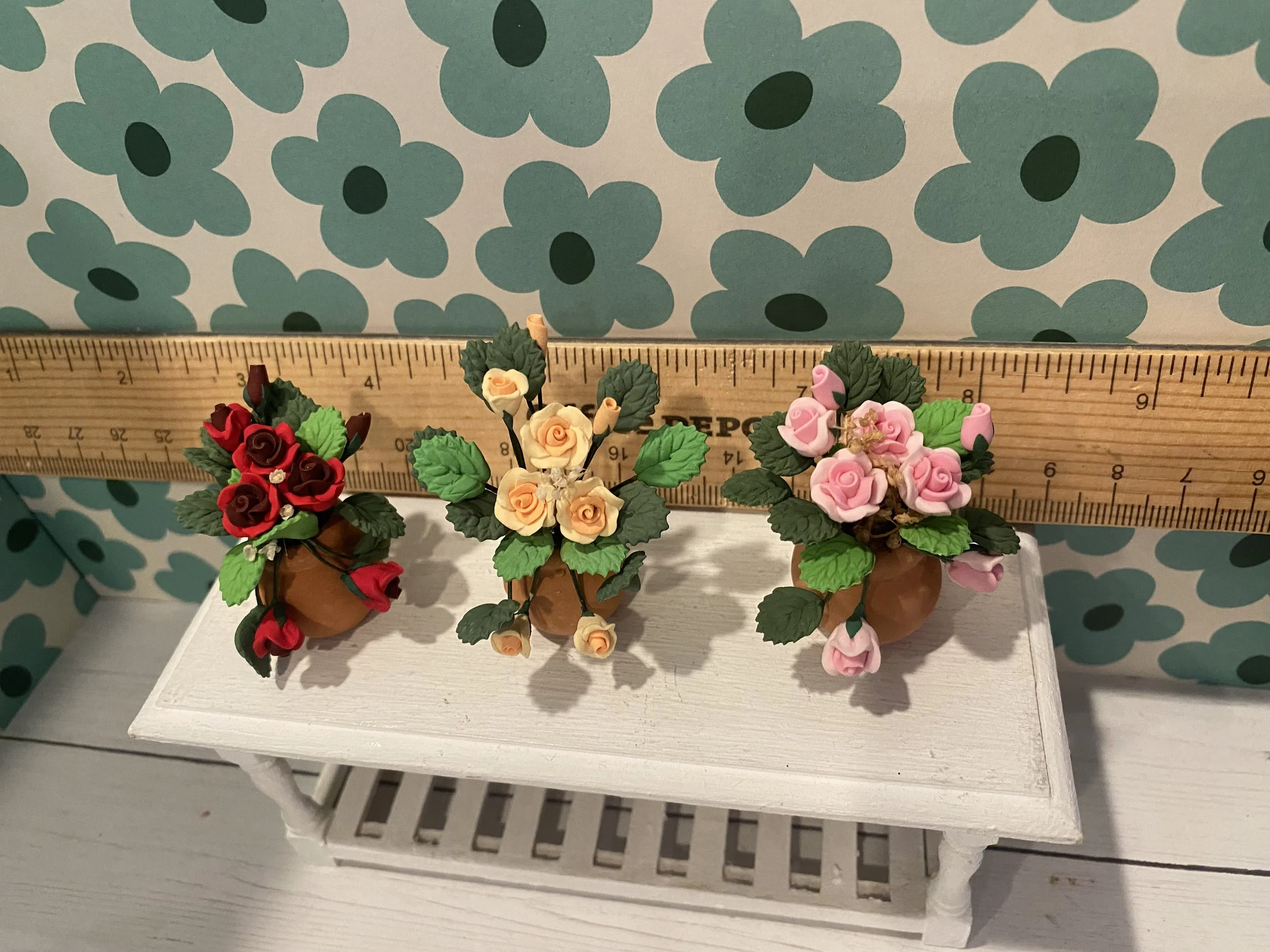 Miniature Rose Vases, Pink, Red, Yellow, 1:12