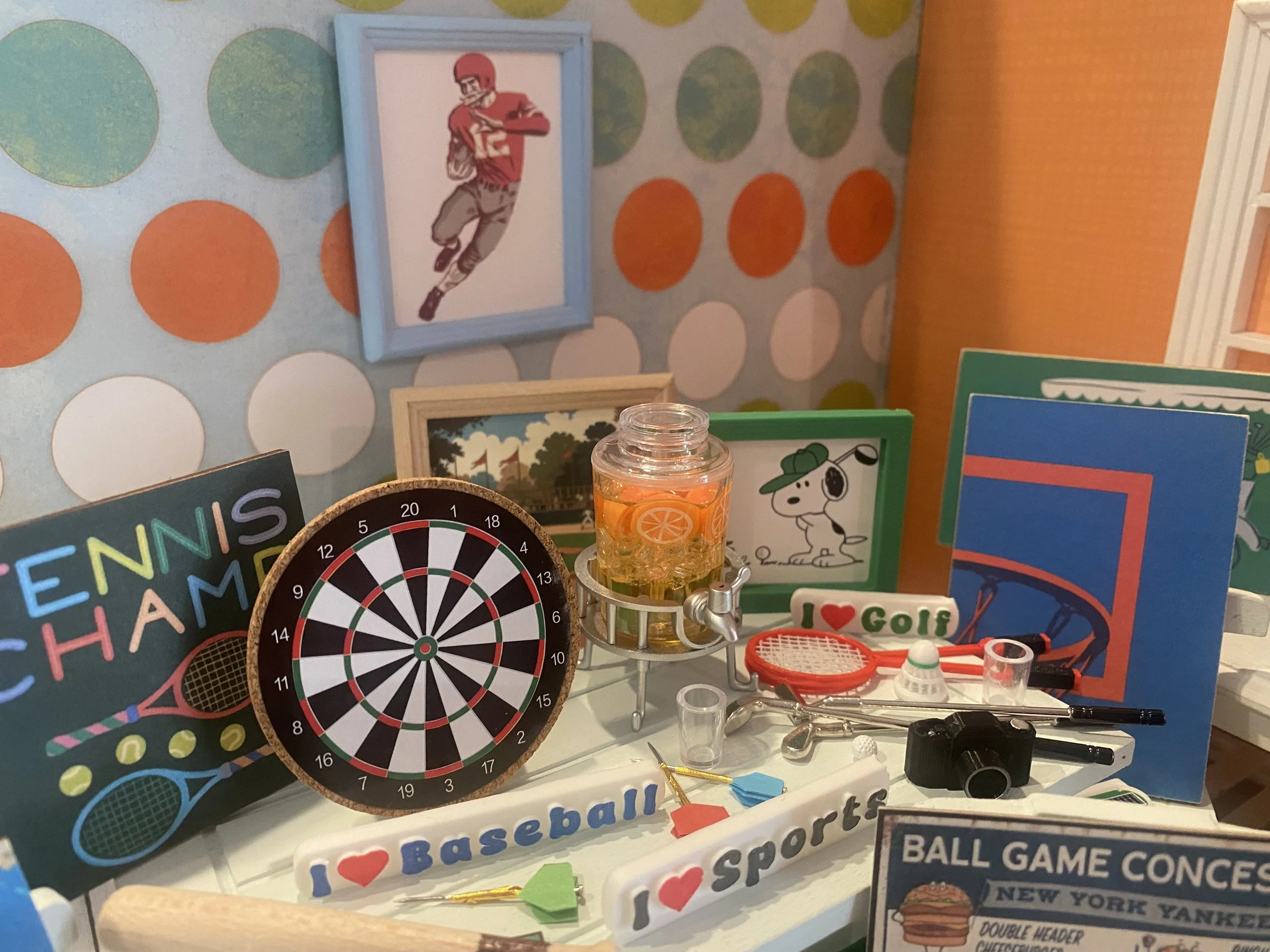 Miniature Sports, Dollhouse Athletic Equipment, 1:12