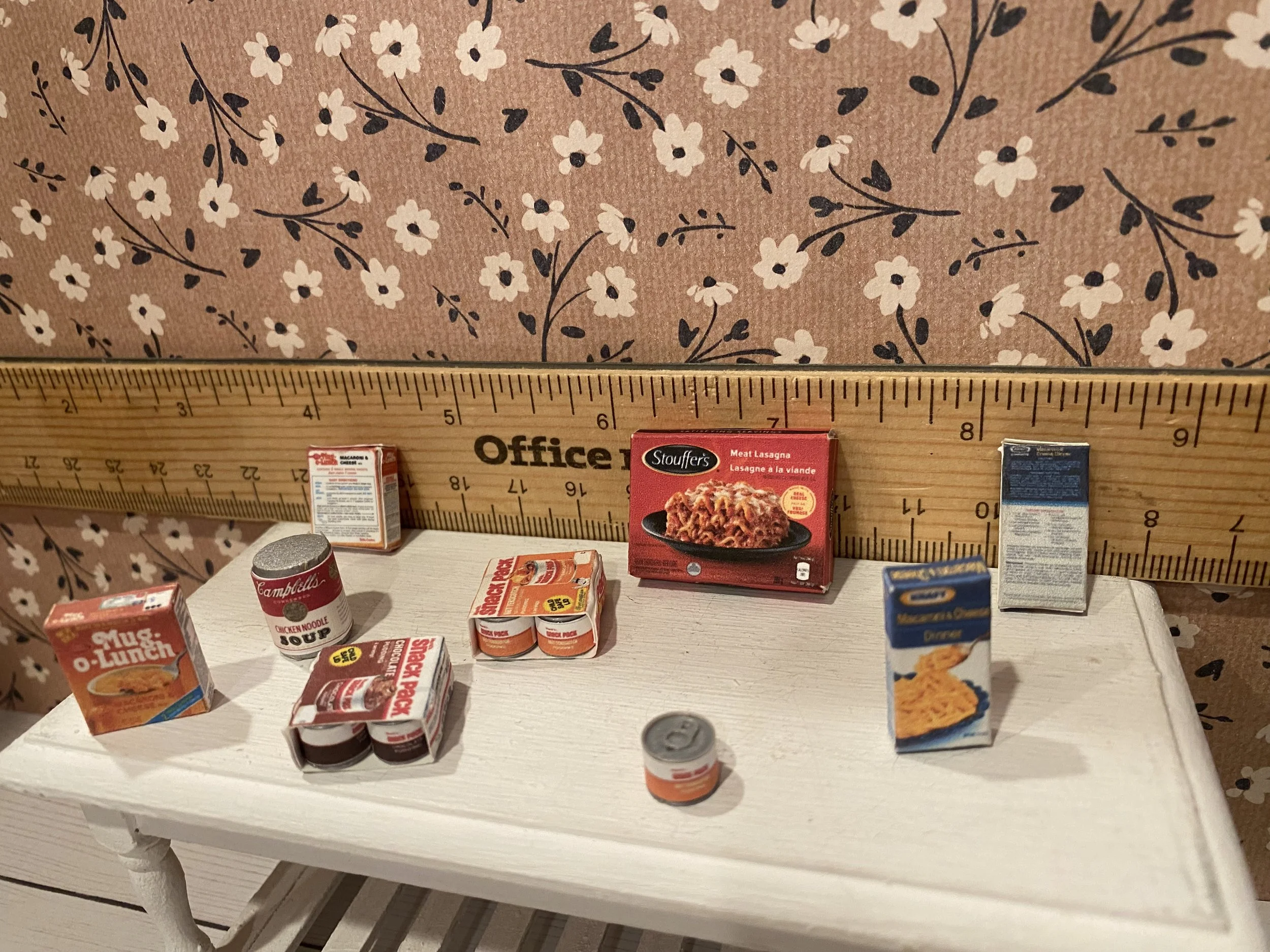 Miniature Lasagna, Soup, Macaroni Cheese Box, Packs of Chocolate and Butterscotch Pudding w/4 Cans, 1:12