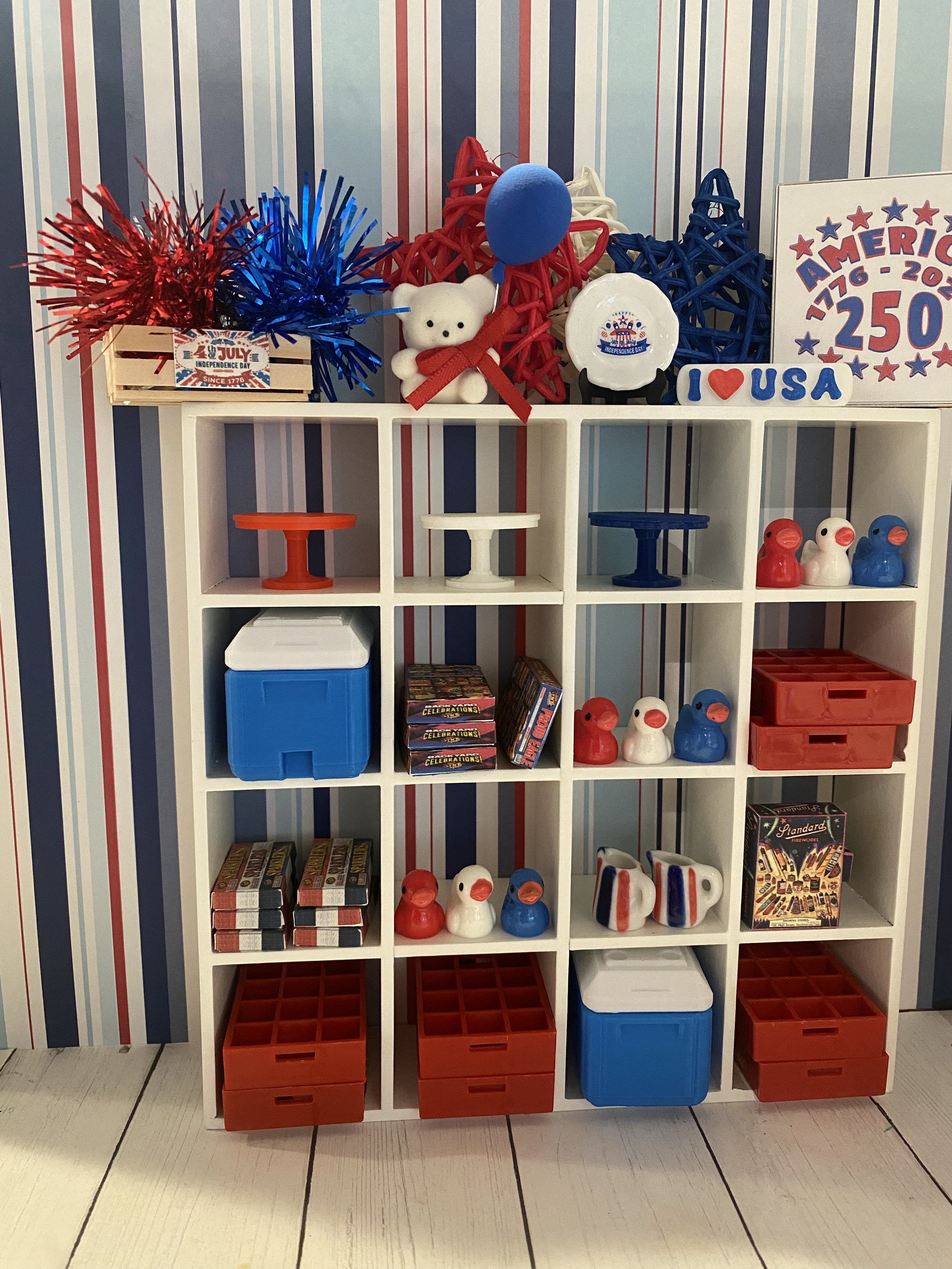 Miniature Happy 250th Birthday America, Dollhouse I Love USA Accessories, 1:12