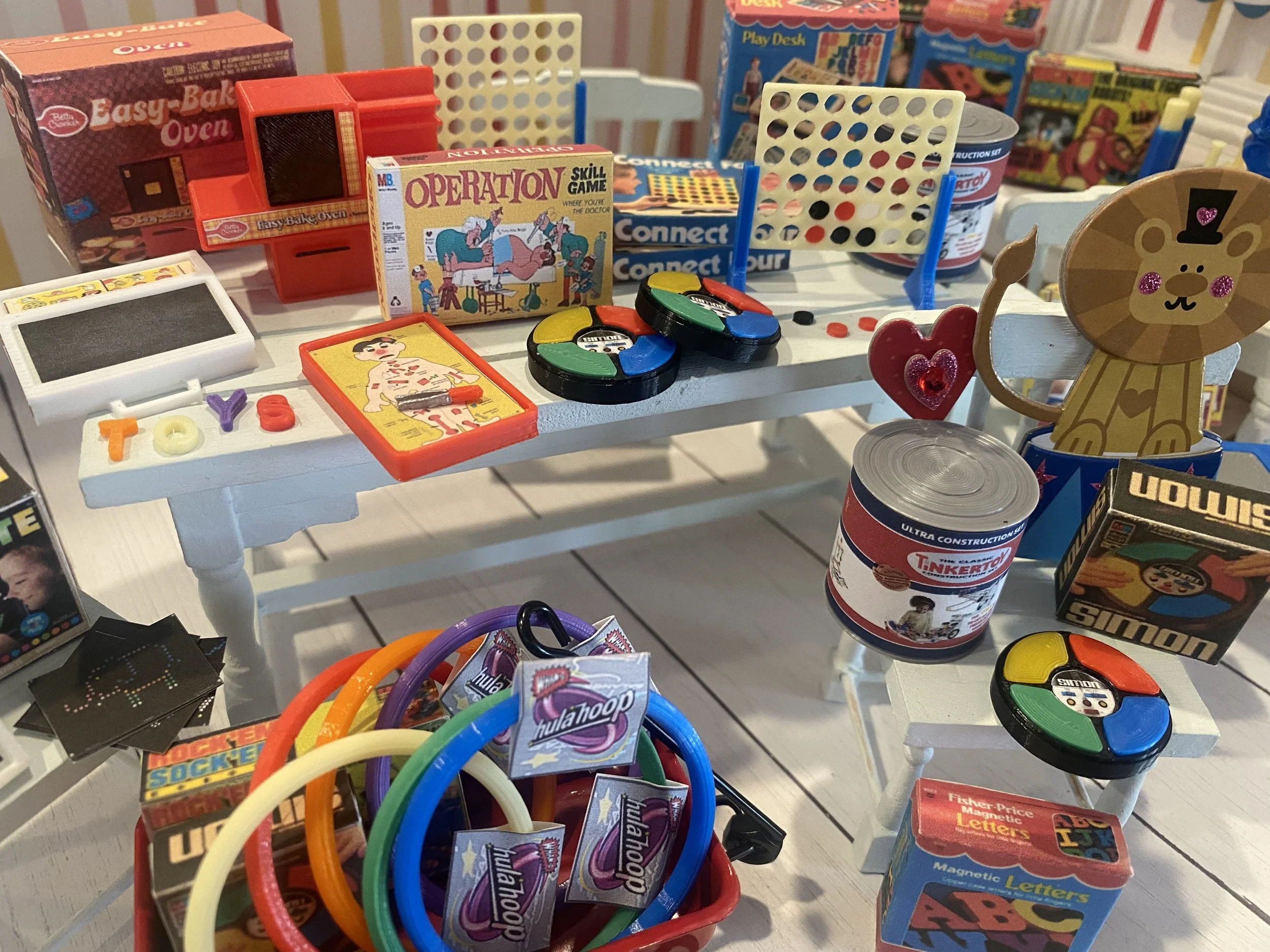 Retro and Vintage Miniature Toys, Throwback Nostalgic Dollhouse Toys, 1:12