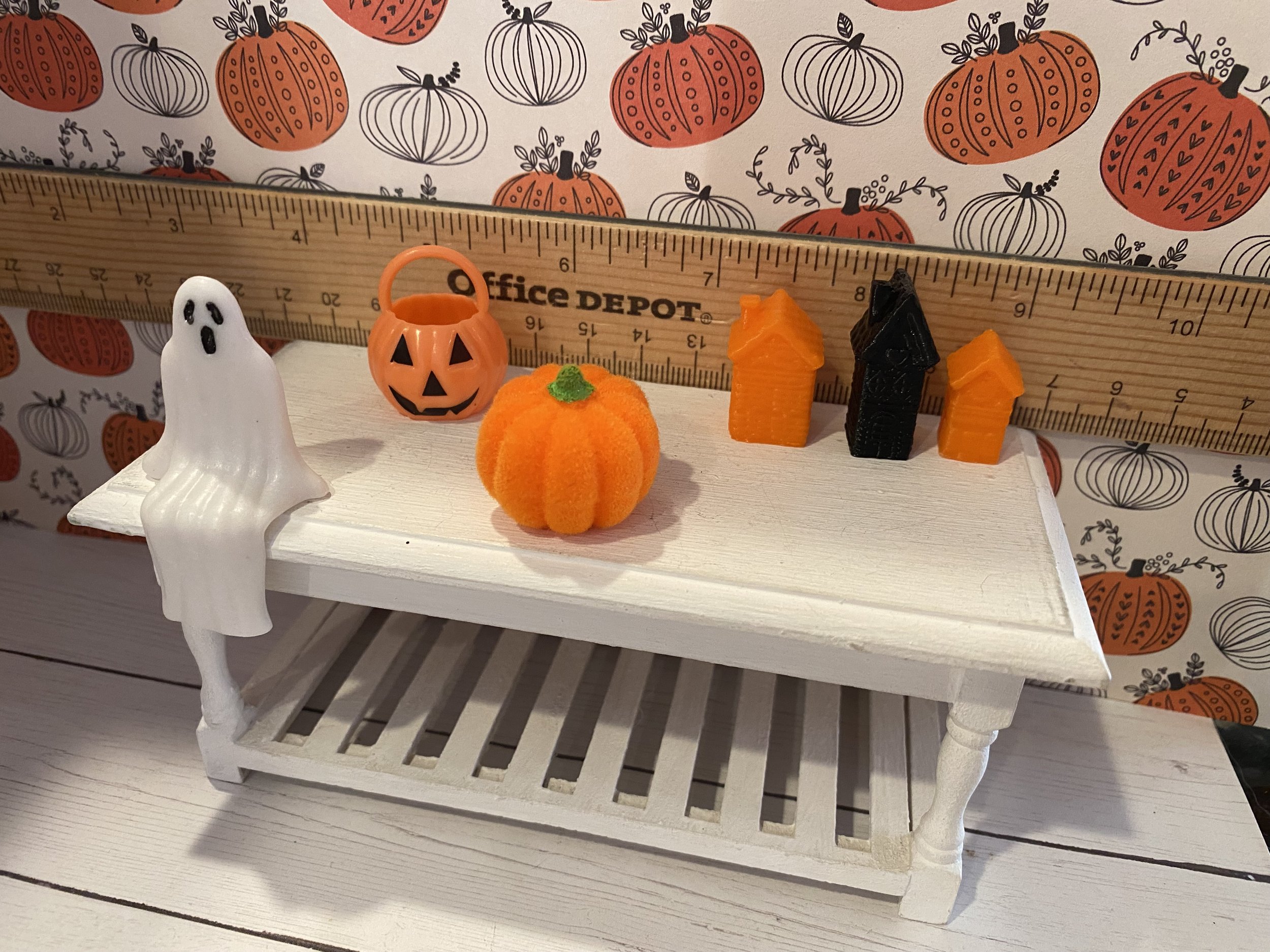 Miniature Ghost, Pumpkin Pail, Flocked Pumpkin, 1:12