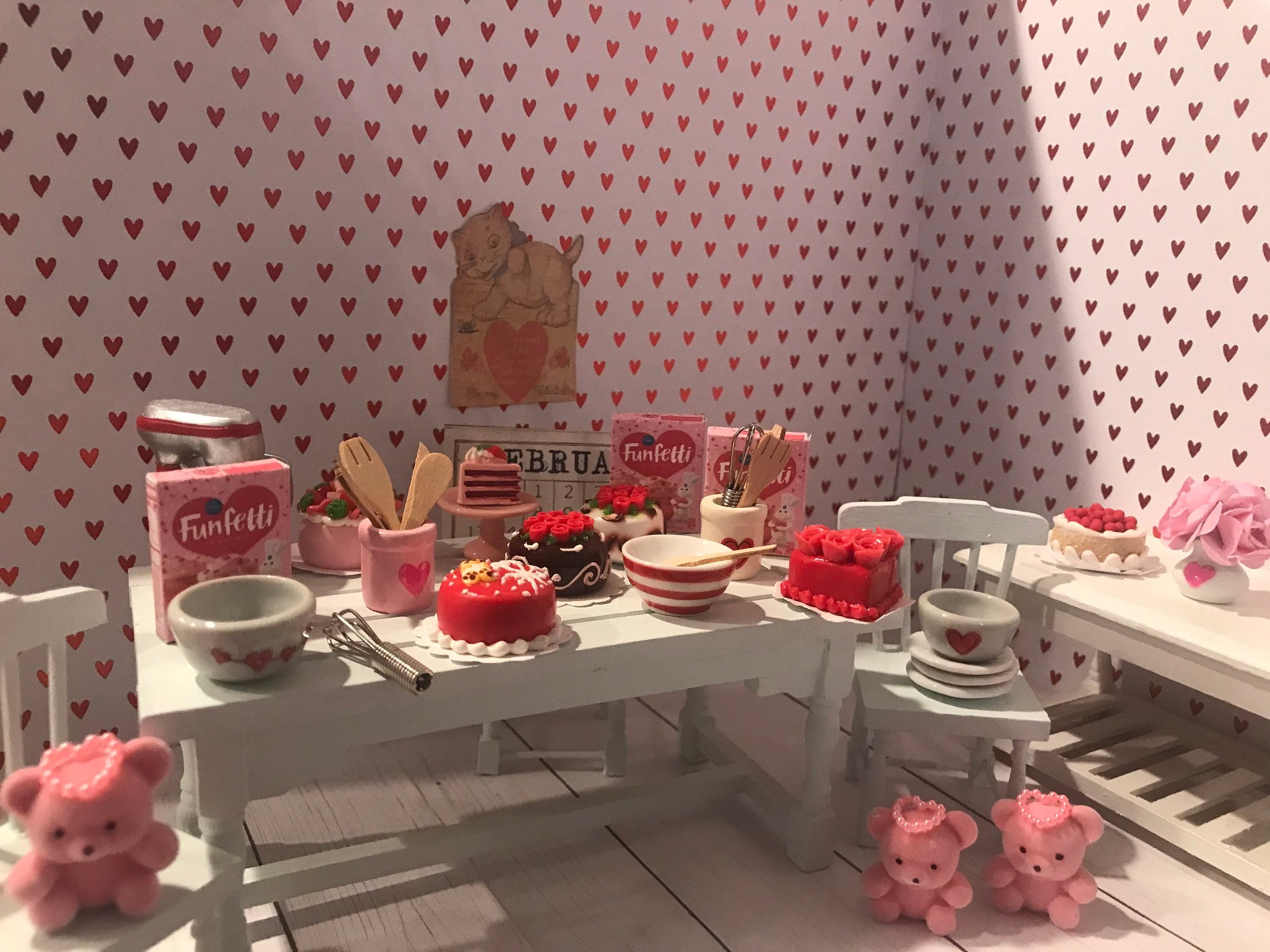 Miniature Valentine Cakes, Baking Set, Mini Utensils, 1:12