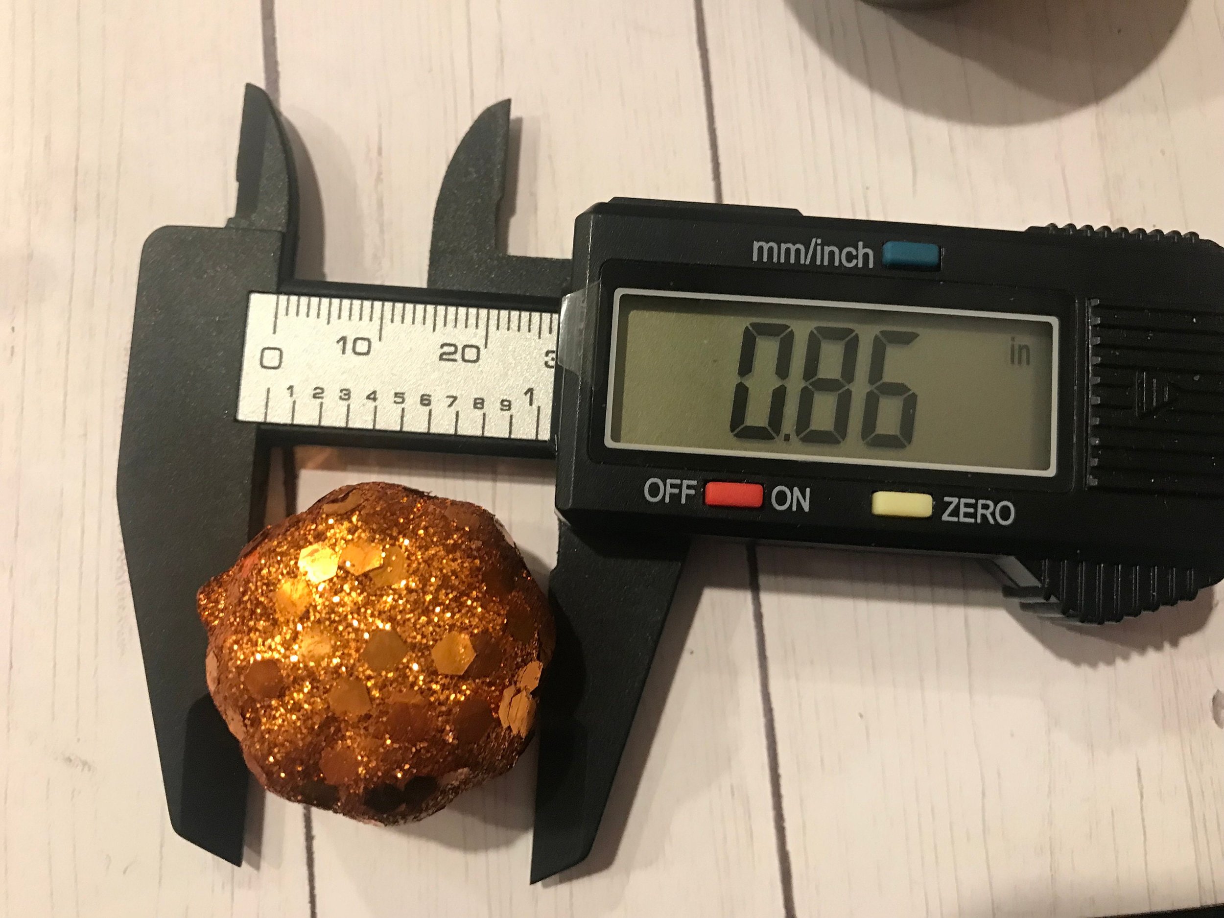 Miniature Sparkle Pumpkin, 1:12