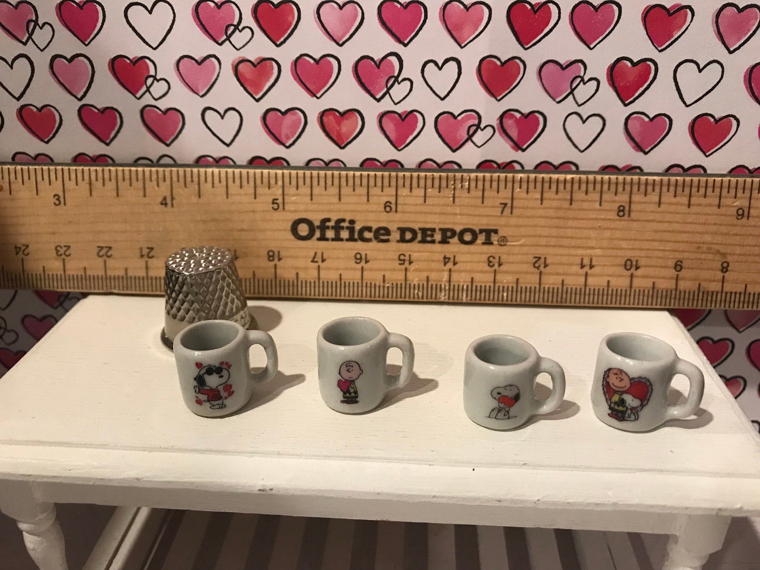 Miniature Peanuts and the Gang Valentine Dishes, Tray, Mugs, Bowls, 1:12