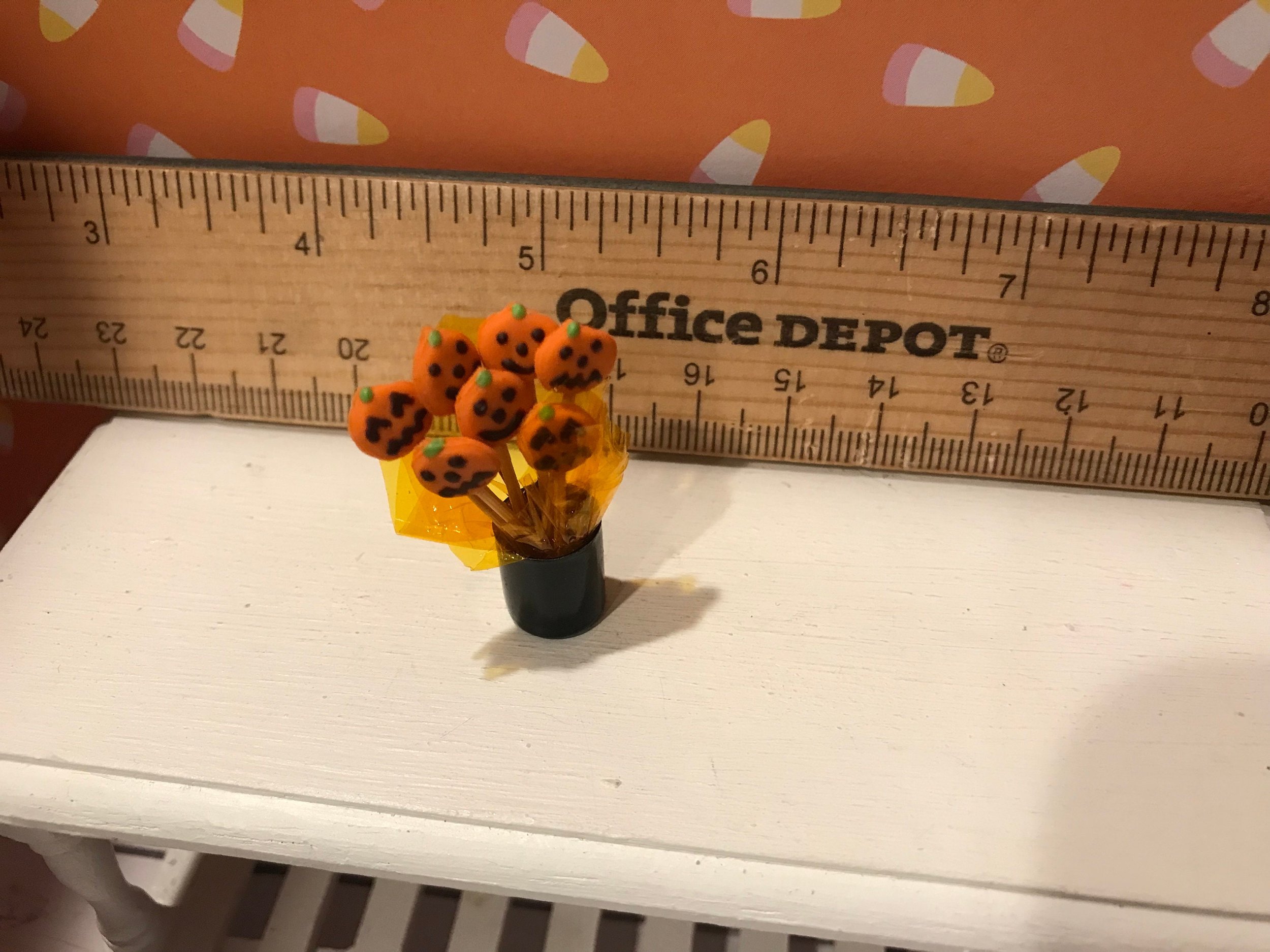 Miniature Halloween Cookie Bouquet, 1:12