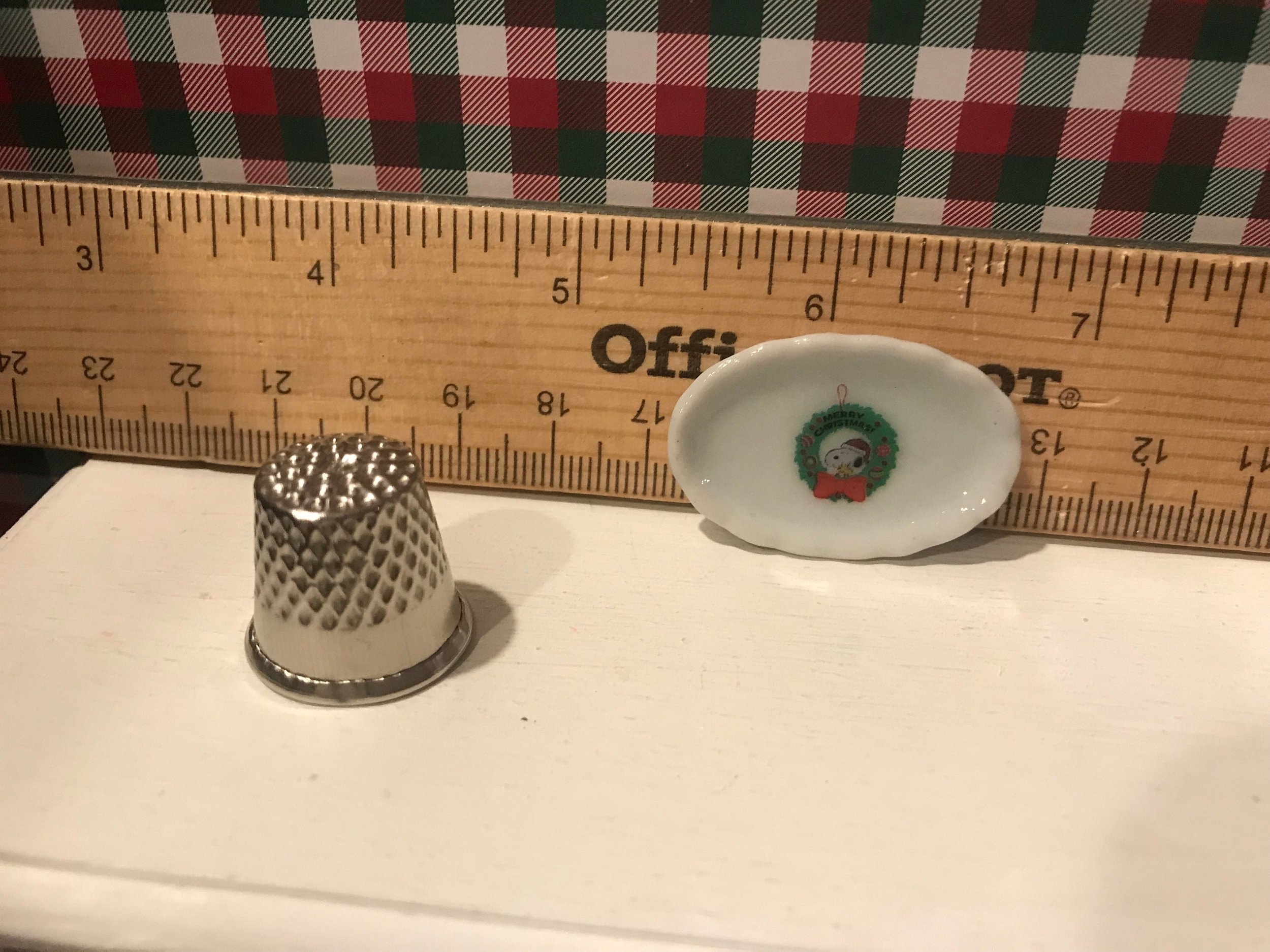 Miniature Christmas Peanuts Platter, 1:12
