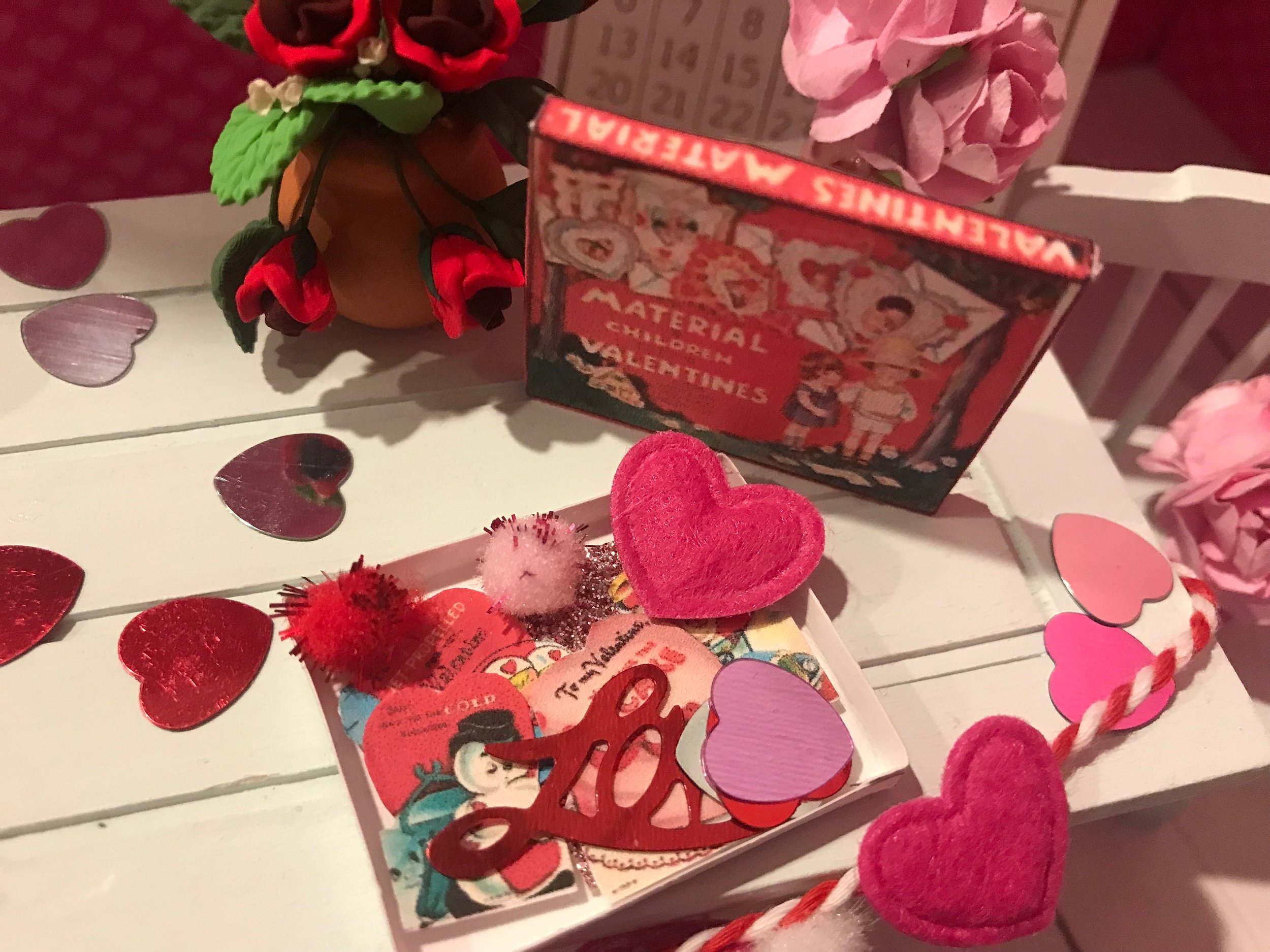 Miniature Valentine Card Making Set Prop, Dollhouse Valentines, 1:12