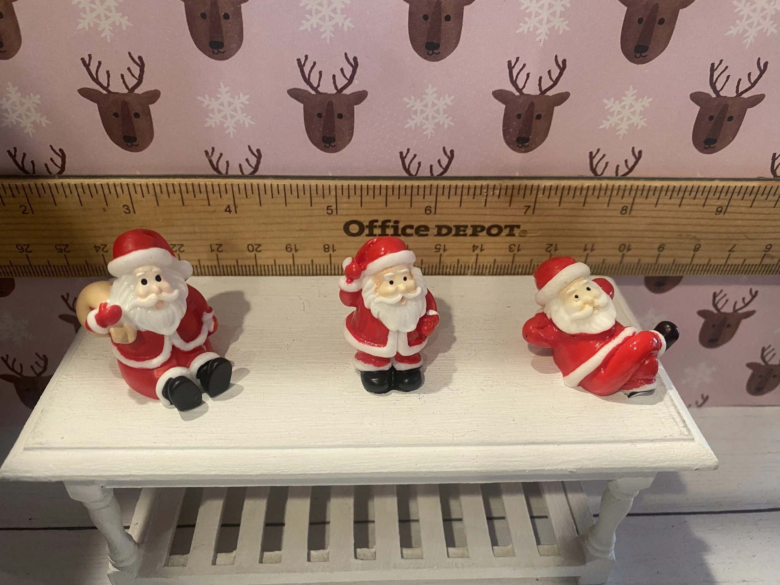 Miniature Santa Figures, Sanding, Laying Down, Santa w/Bag, 1:12