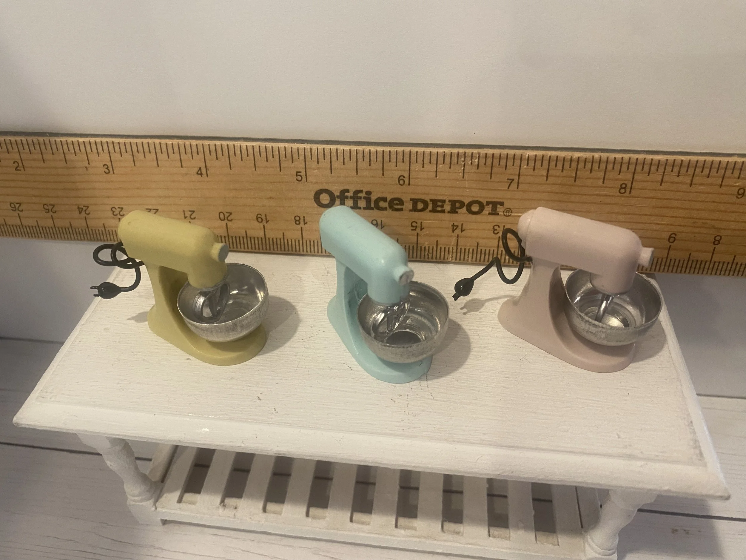 Miniature Mixers, Yellow, Blue, Pink, 1:12